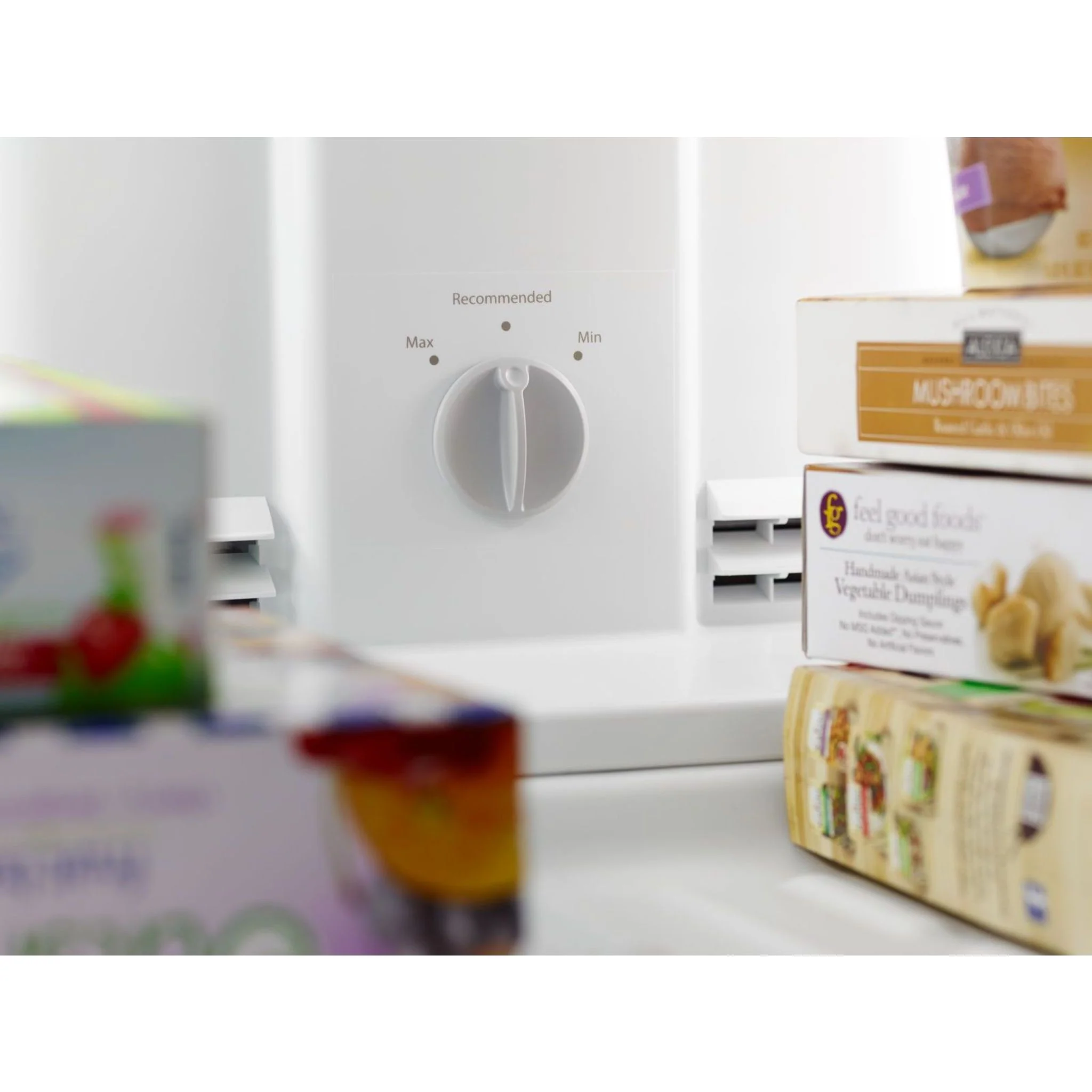 Whirlpool 28-inches wide Top-Freezer Refrigerator with Optional Icemaker - 14 cu. ft. -White (WRT314TFDW) - Image 8