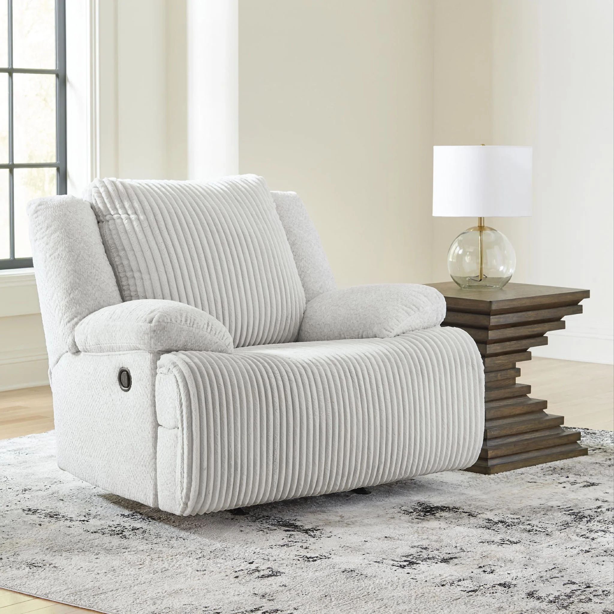 Top Tier Recliner - Image 14