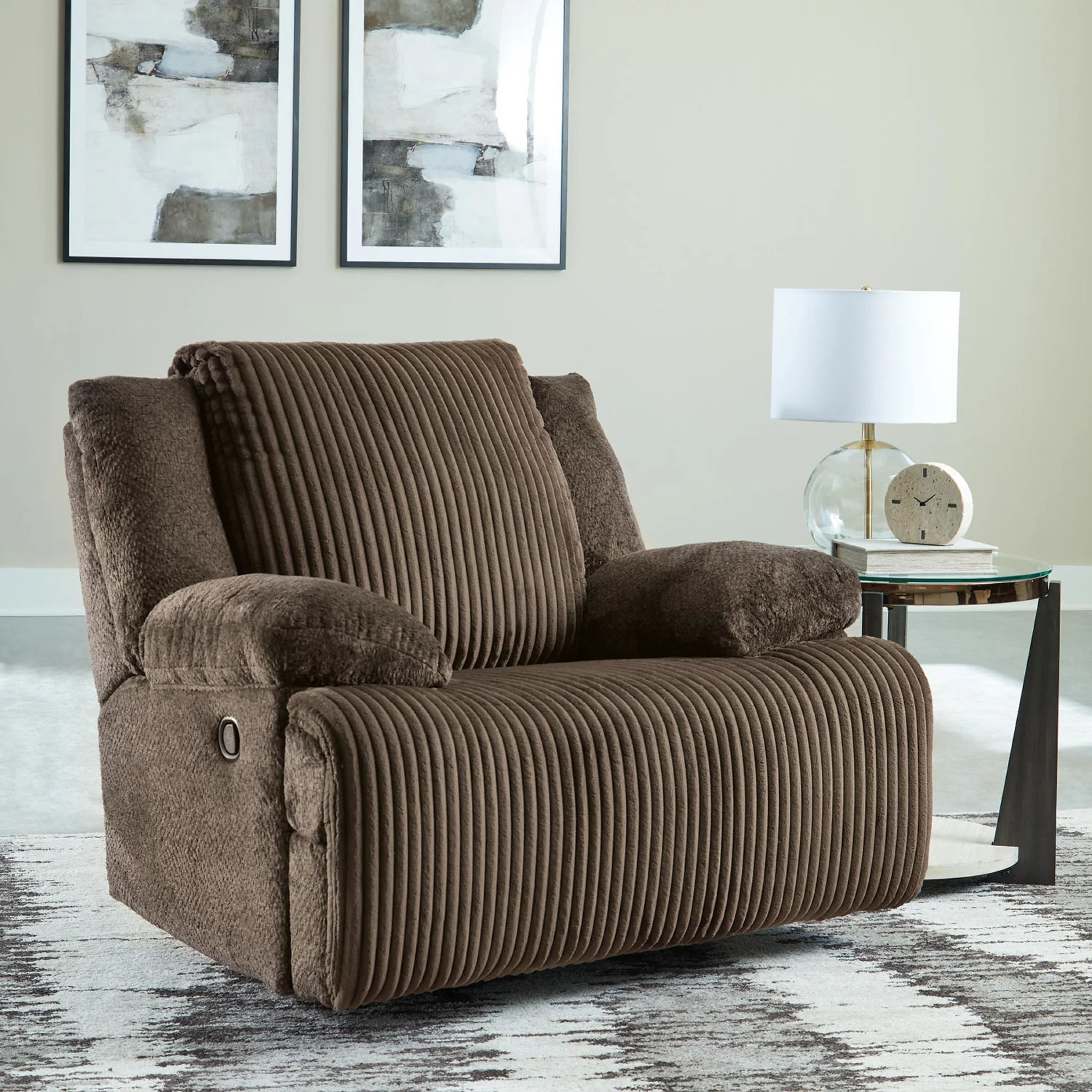 Top Tier Recliner - Image 2