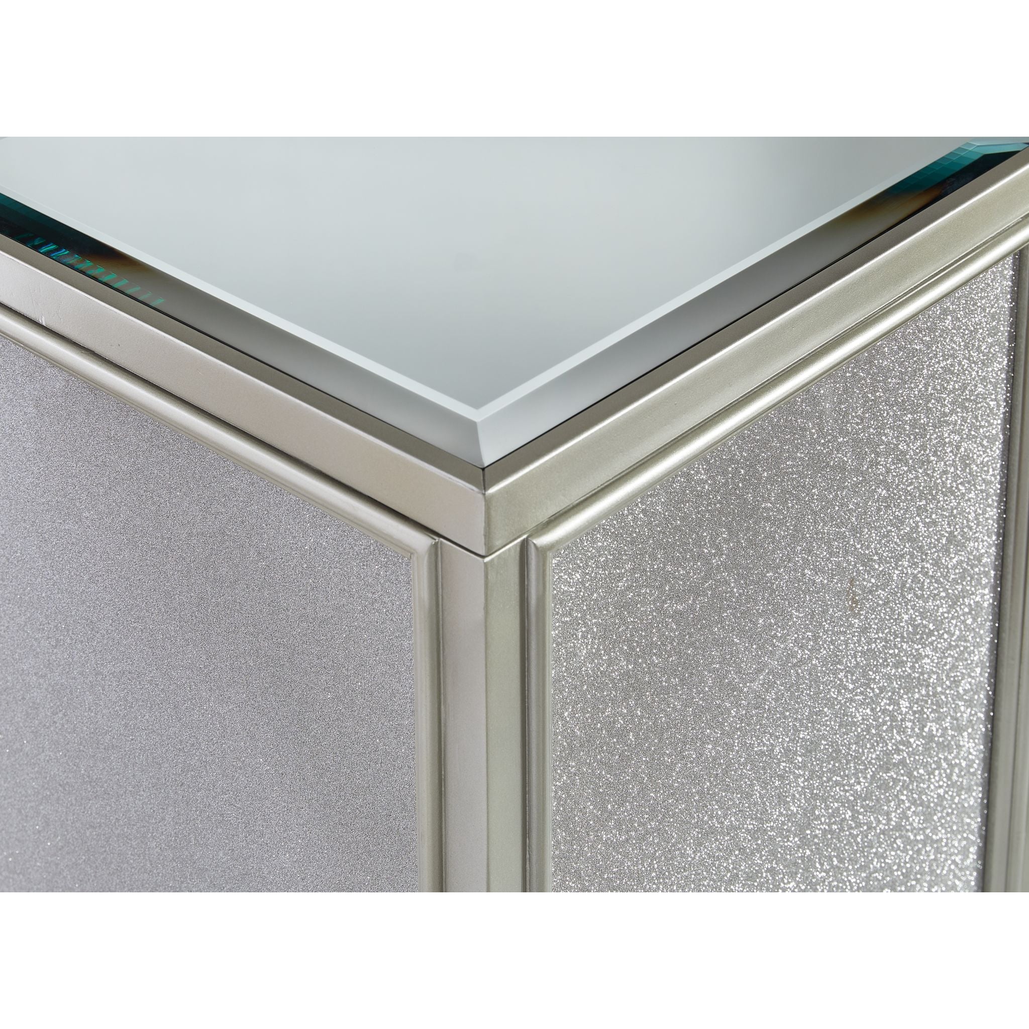 Traleena Nesting End Table (Set of 2) - Image 7