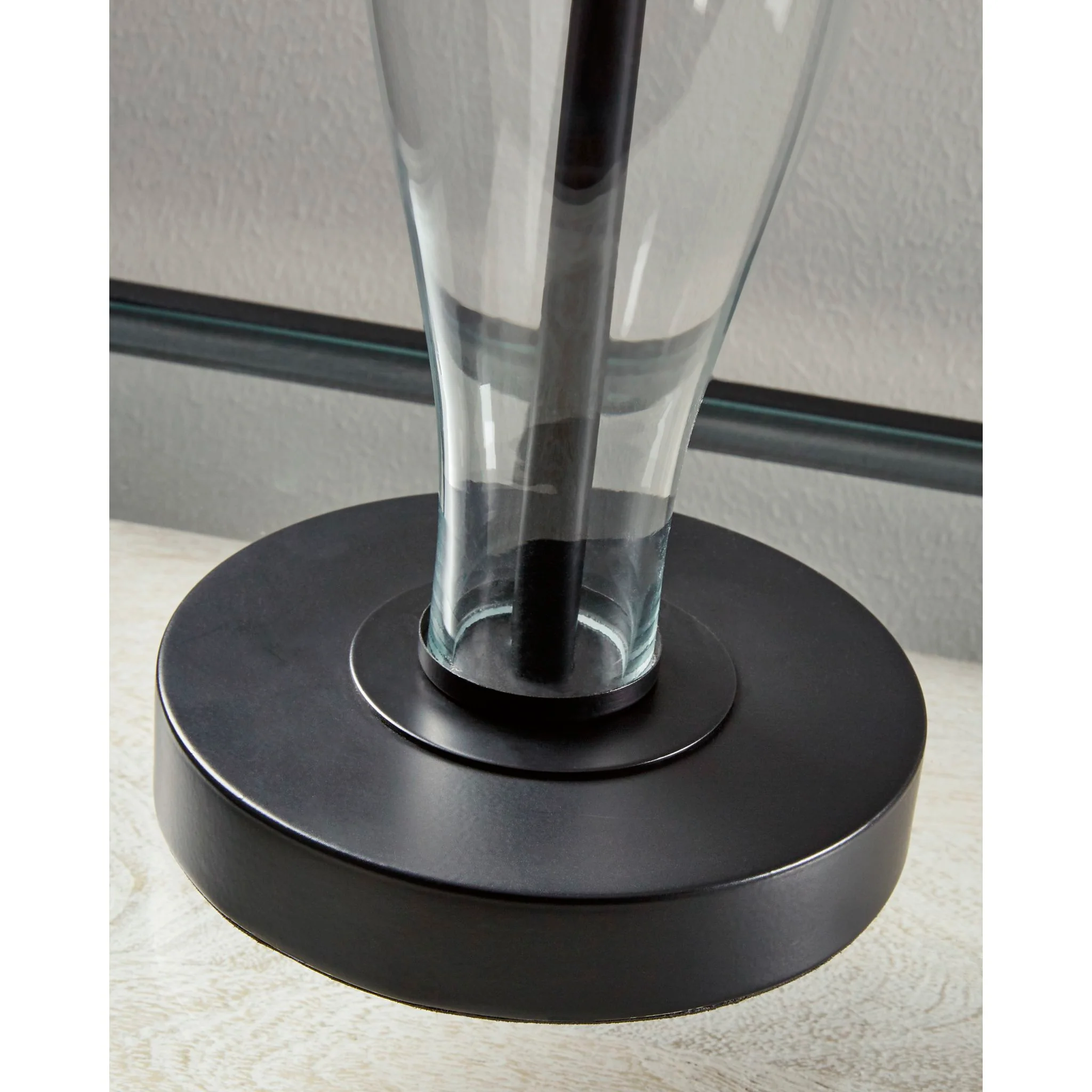 Travisburg Table Lamp (Pair) - Image 5