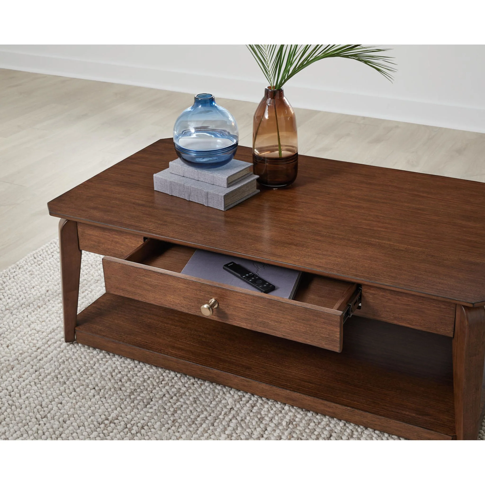 Trenmour Coffee Table - Image 9