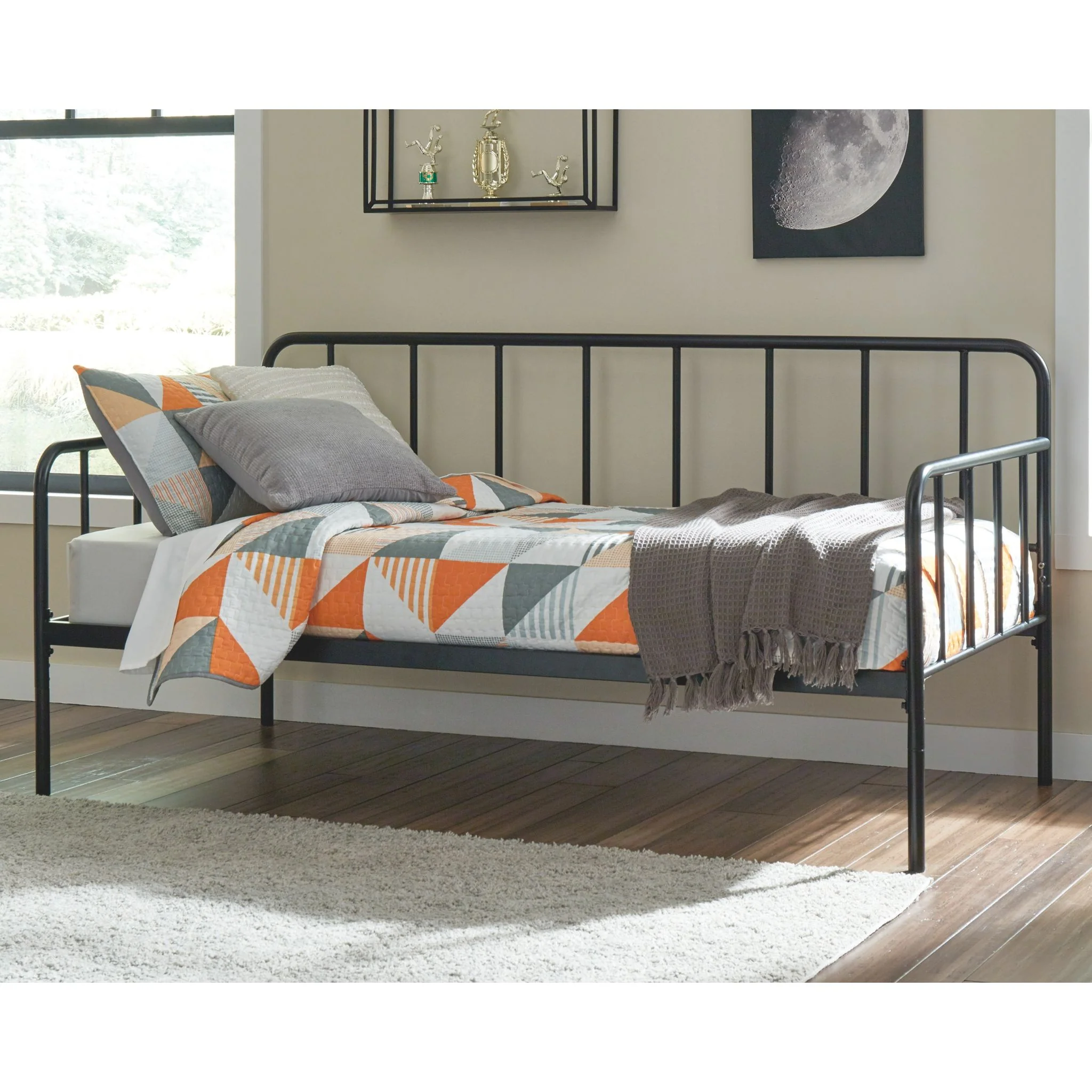 Trentlore Twin Metal Day Bed w/Platform - Image 2