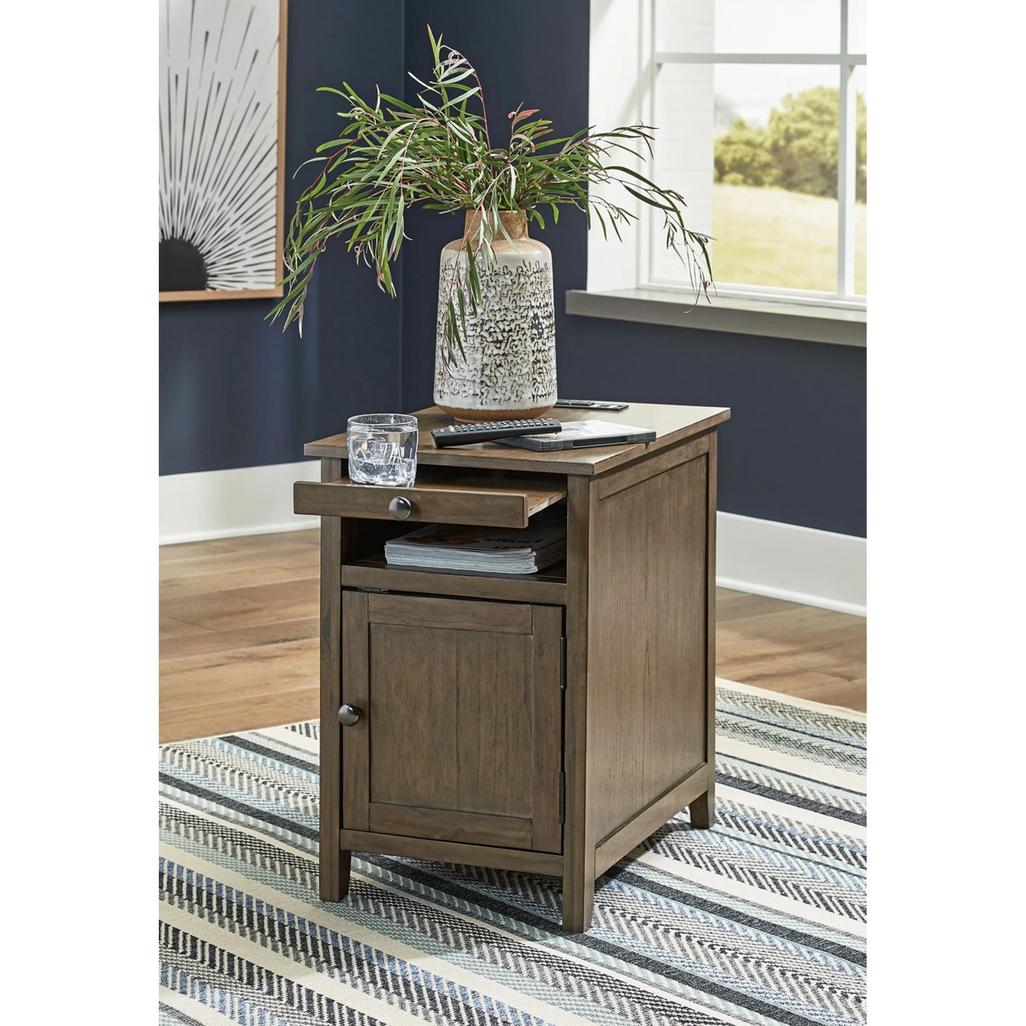 Treytown Chairside End Table - Image 11
