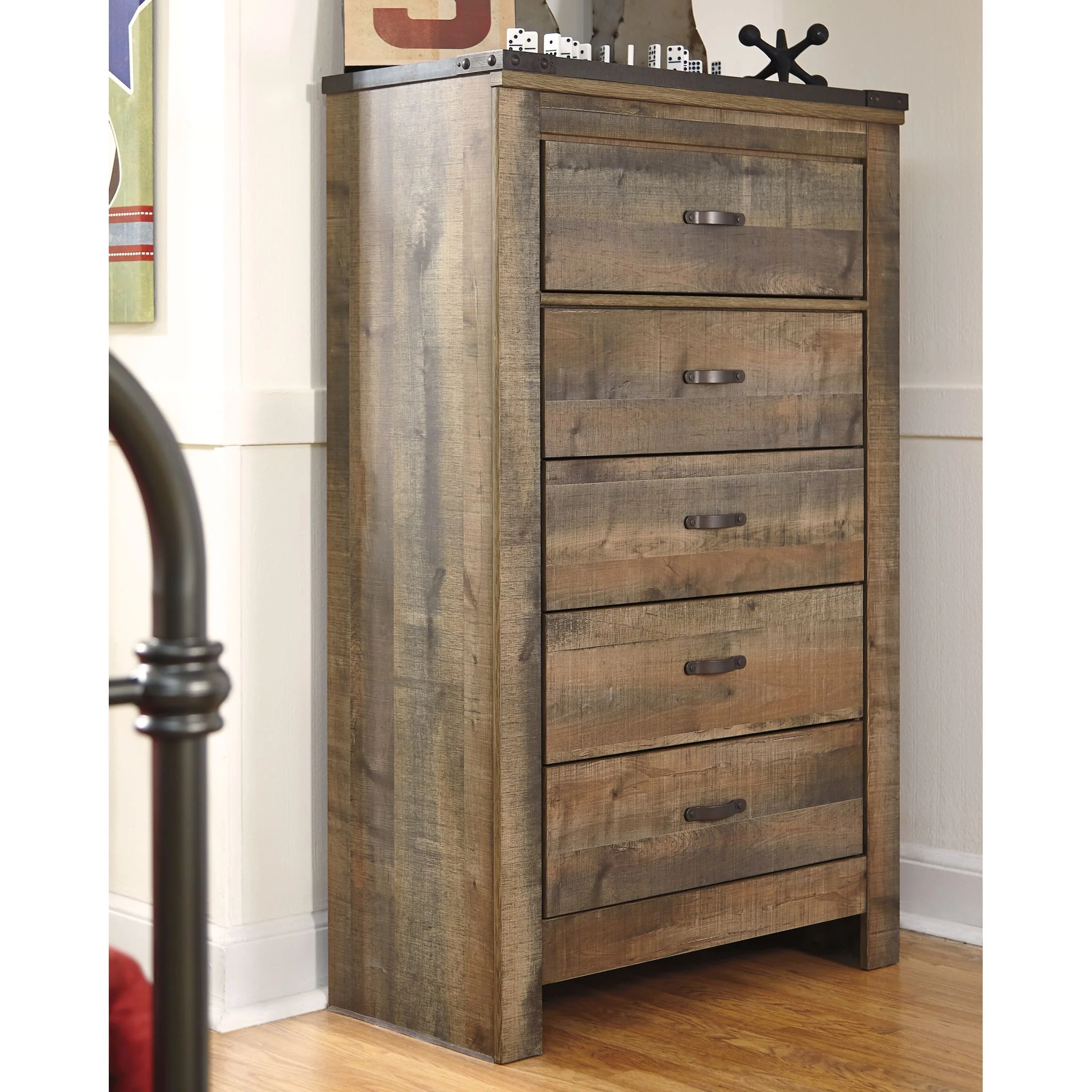 Trinell Chest - Image 2