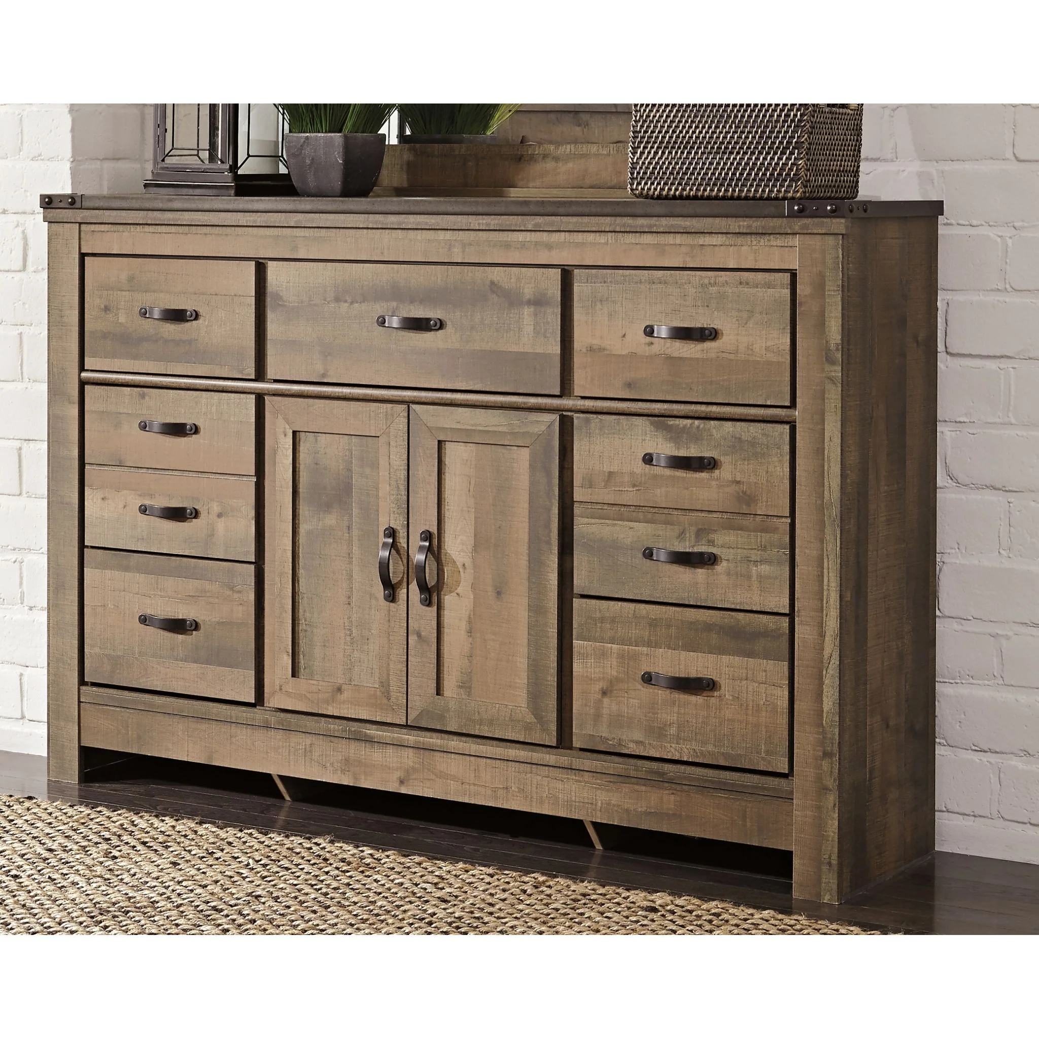 Trinell Dresser - Image 2