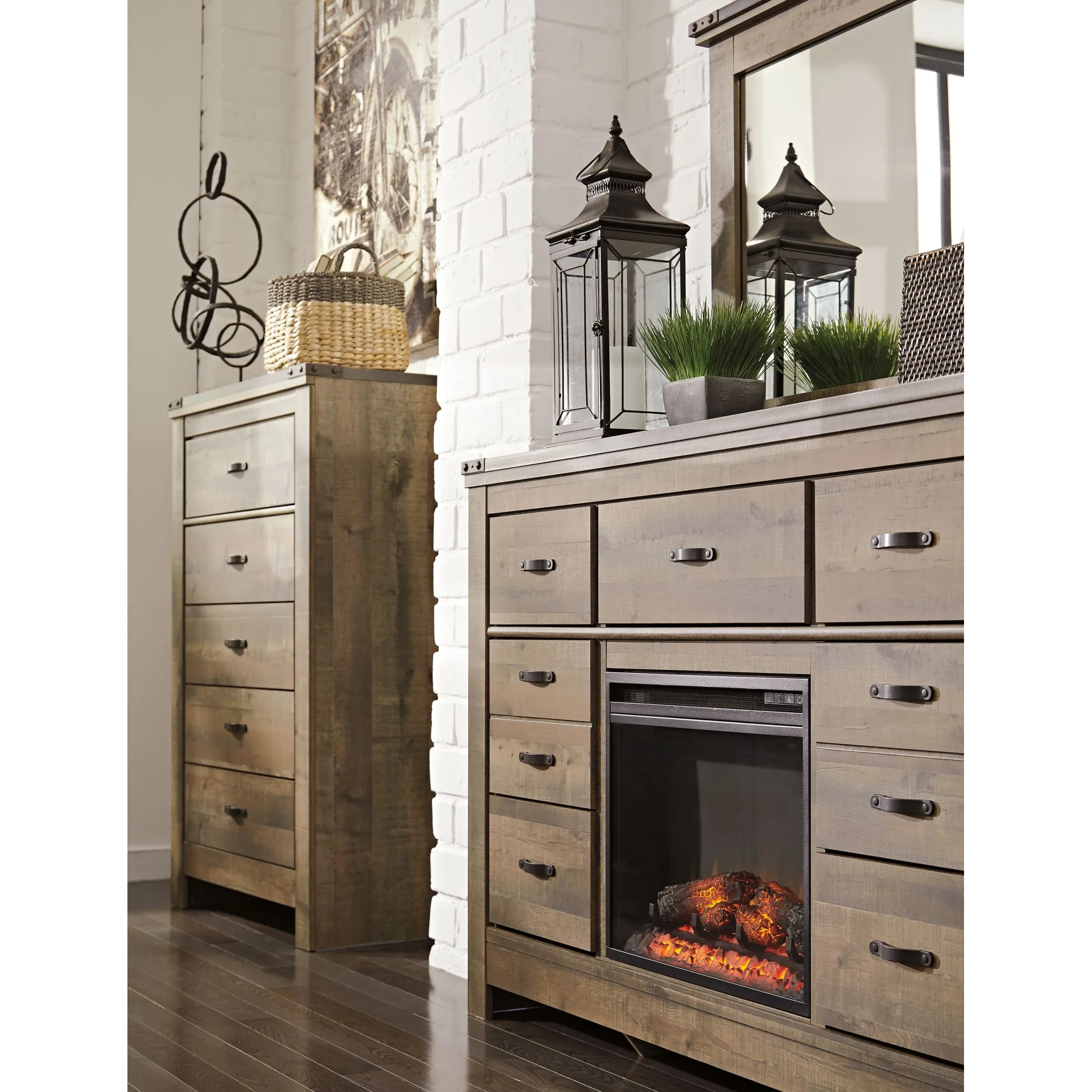 Trinell Dresser - Image 6