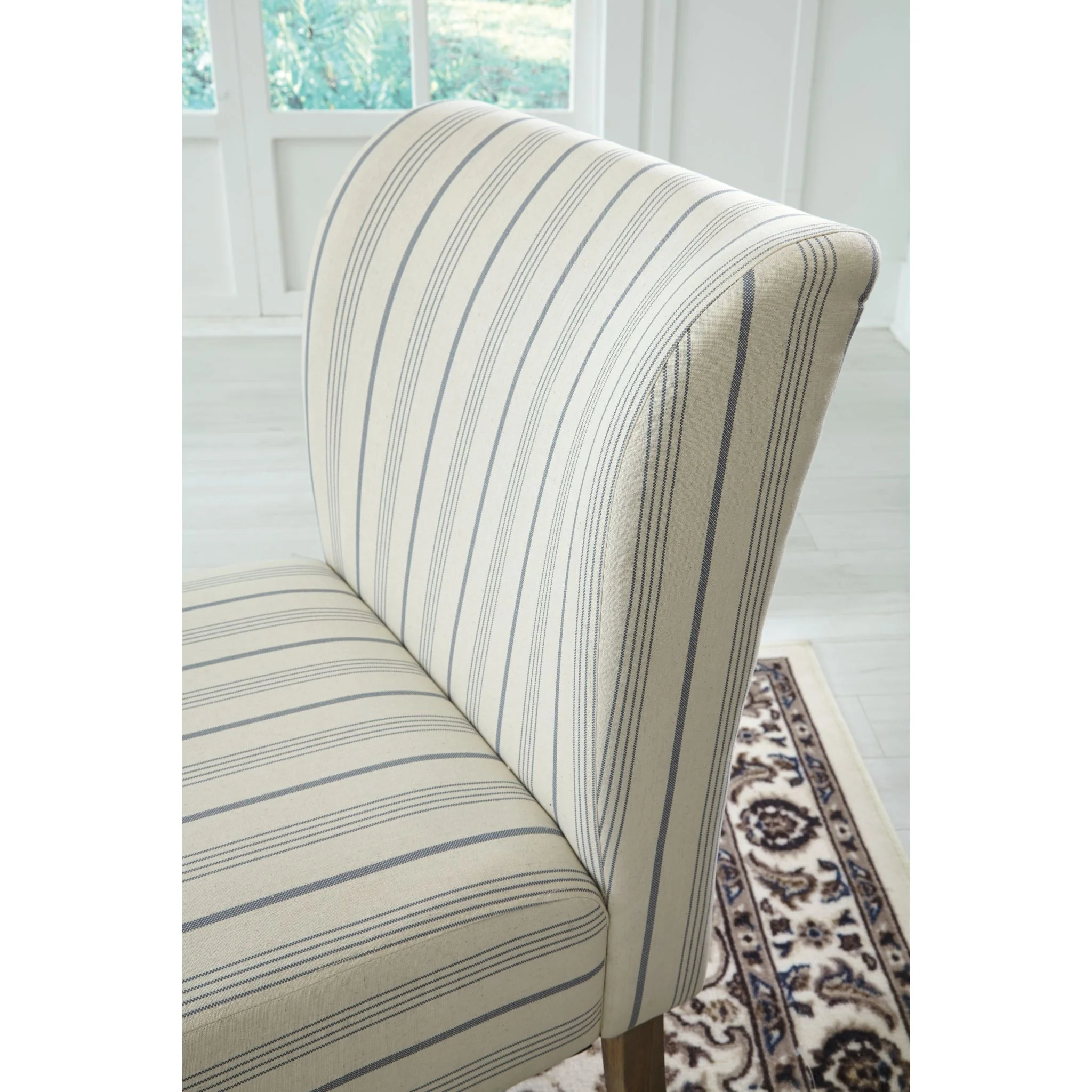 Triptis Accent Chair - Image 5