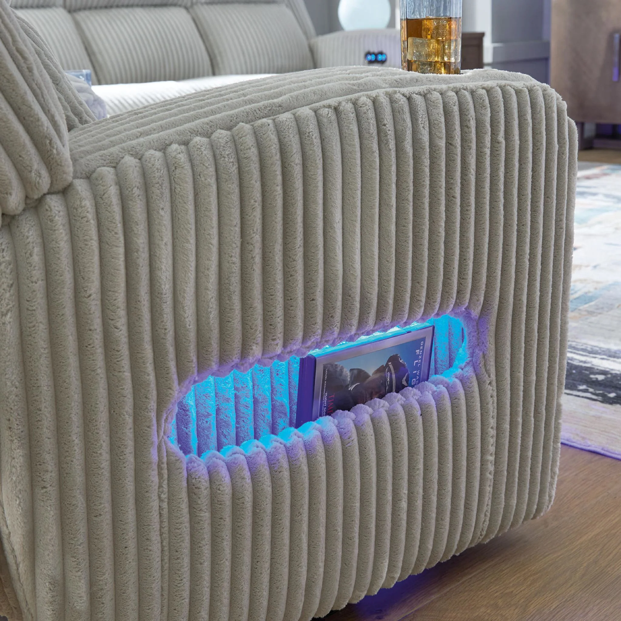TwinBrooke Power Recliner - Image 10