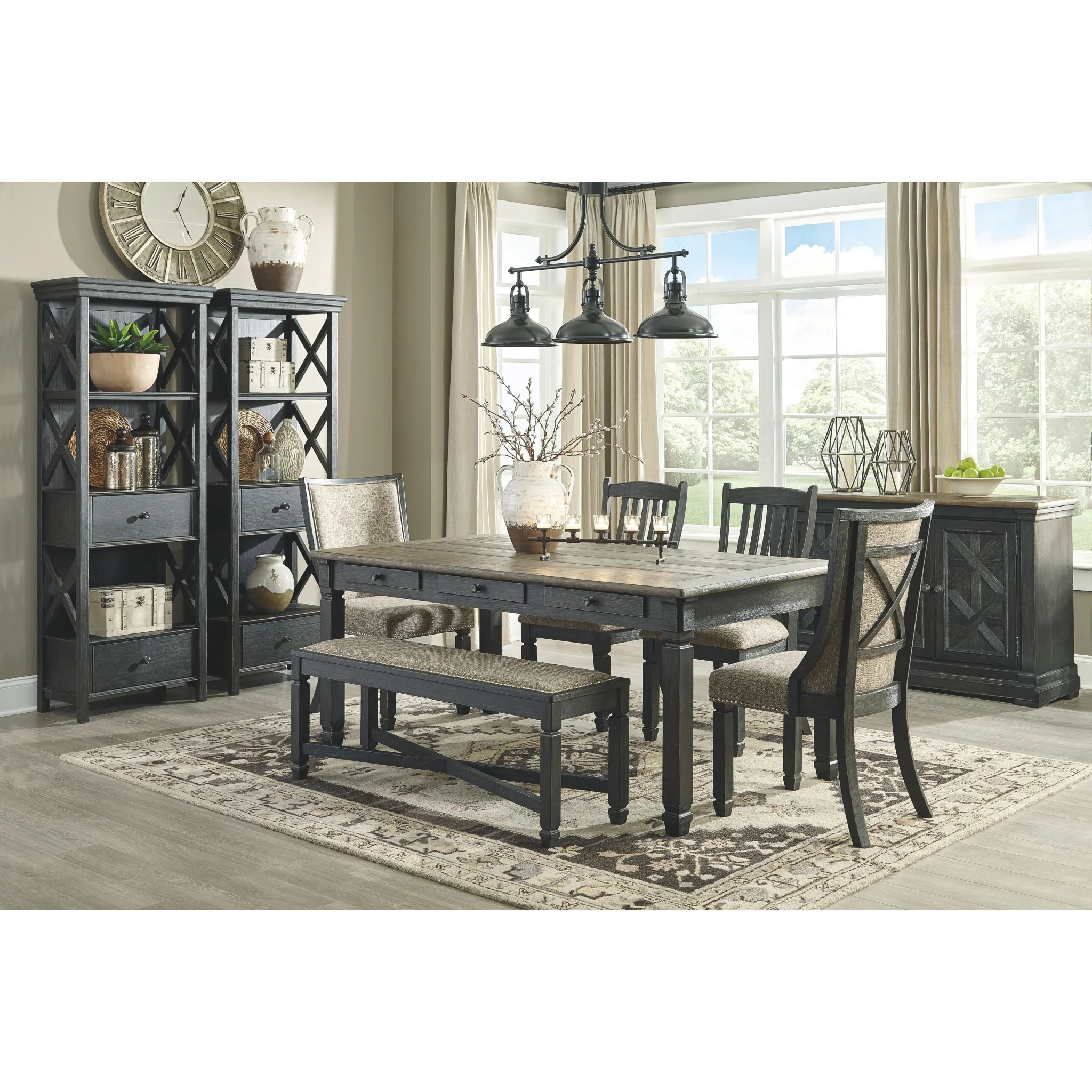 Tyler Creek Dining Server - Image 3