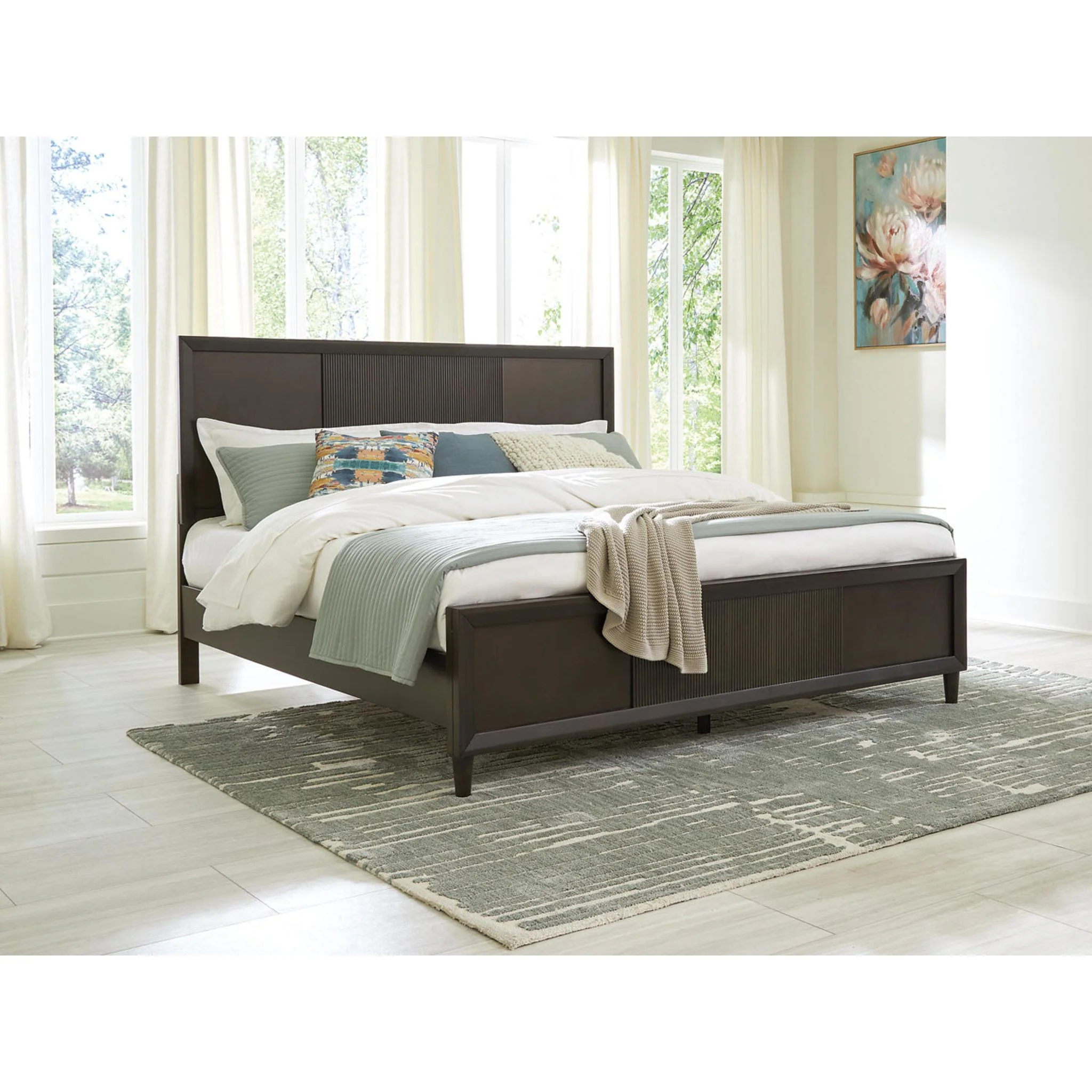 Urbantrack-Exclusive 5 Piece King Panel Bedroom - Image 5