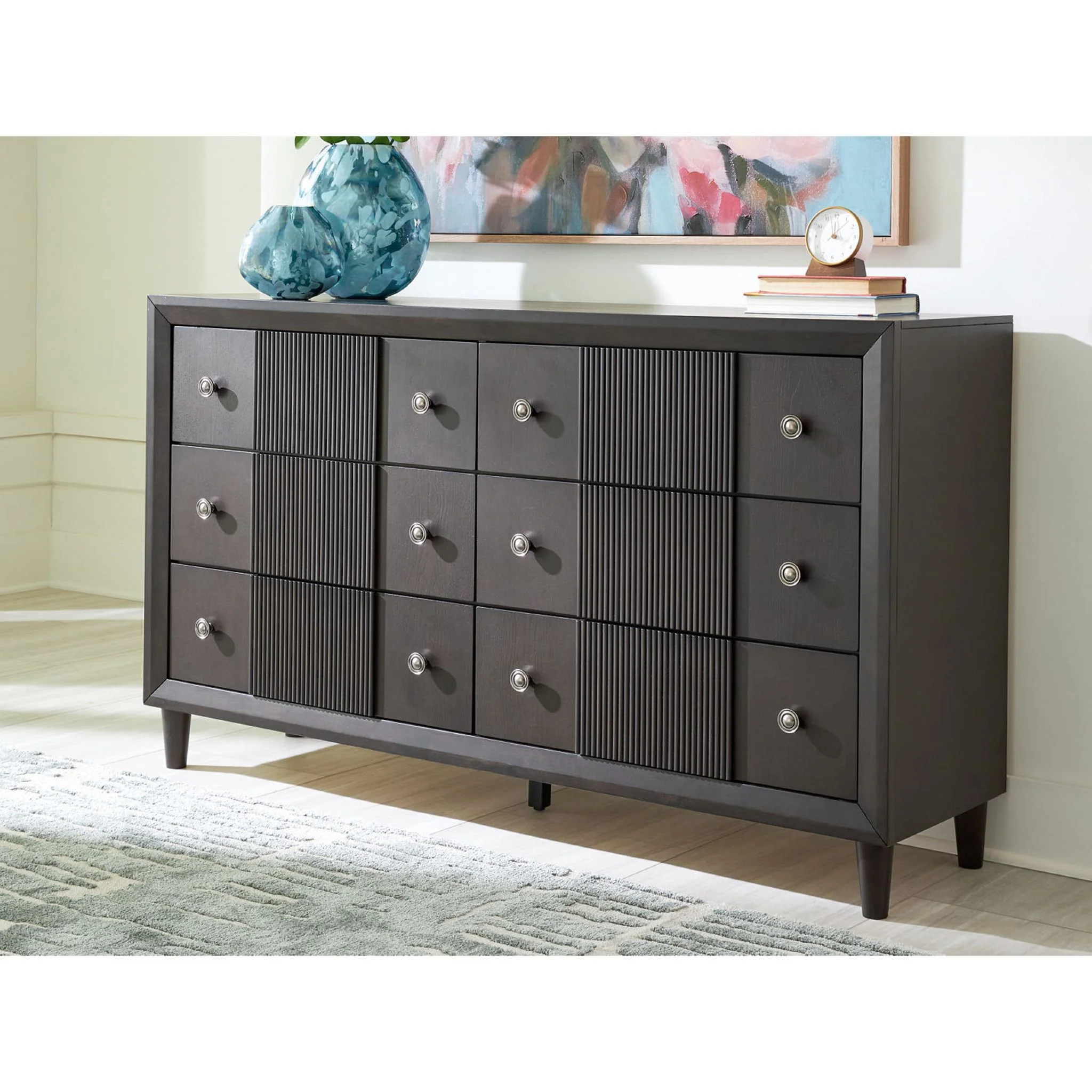 Urbantrack-Exclusive Dresser - Image 2