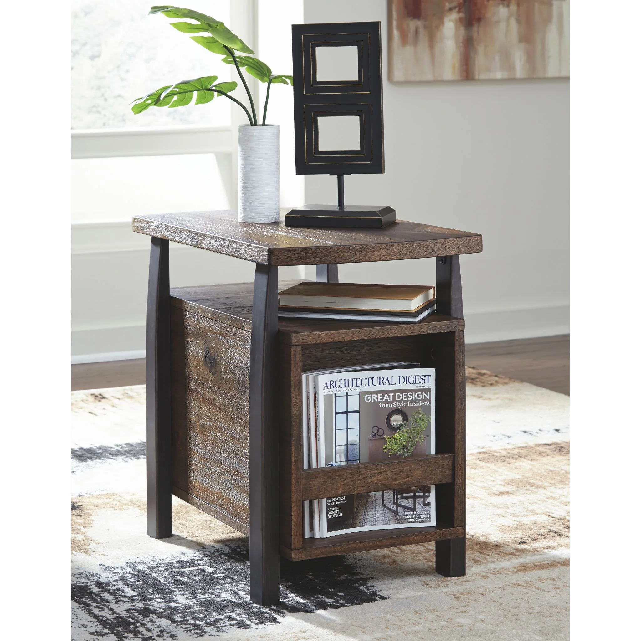 Vailbry Chairside End Table - Image 11