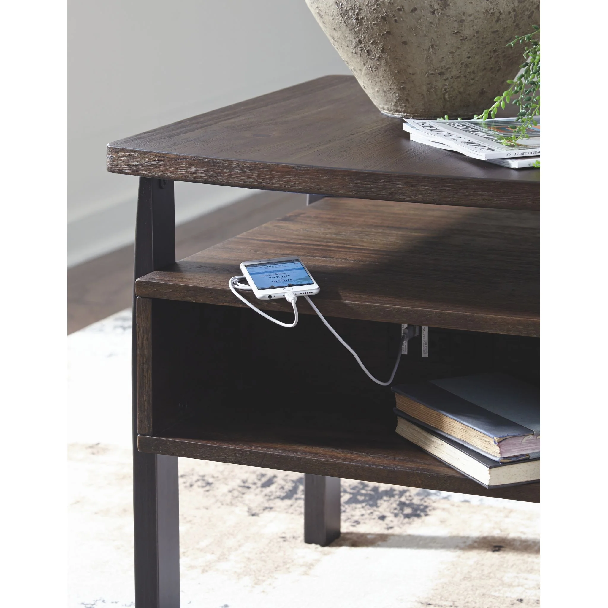 Vailbry Rectangle End Table - Image 10
