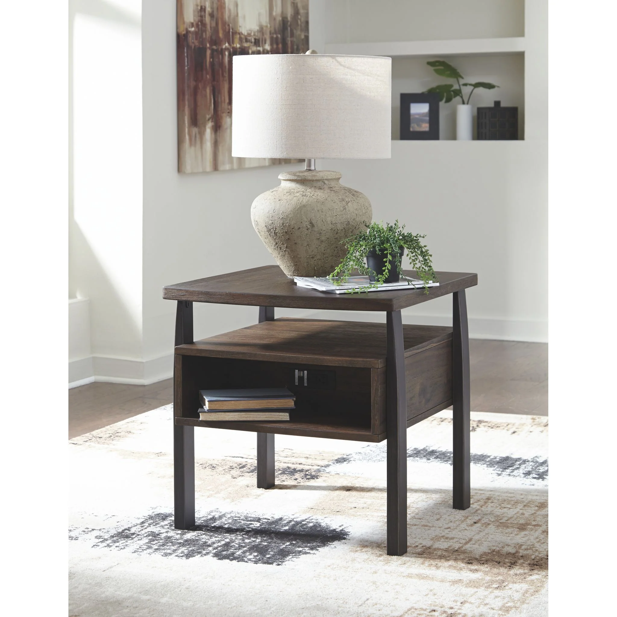 Vailbry Rectangle End Table - Image 3
