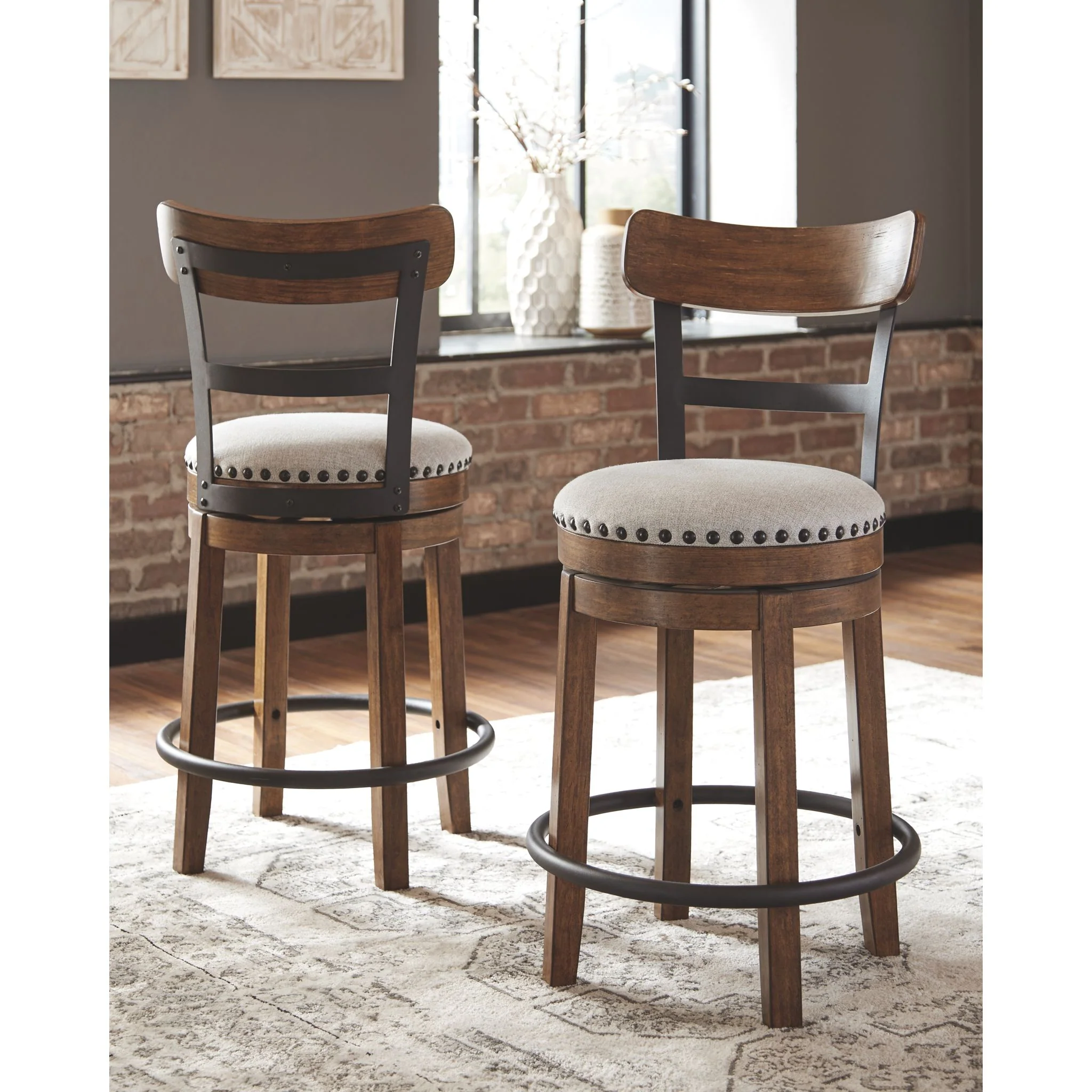 Valebeck Counter Height Stool - Image 20