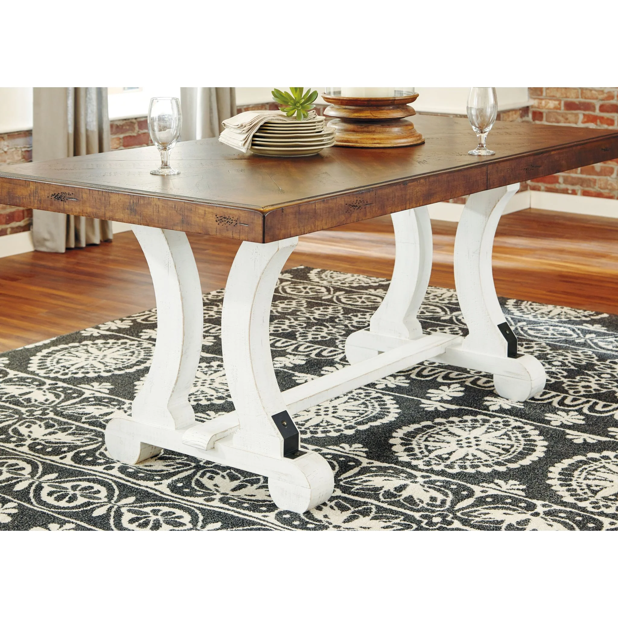 Valebeck Dining Table - Image 5