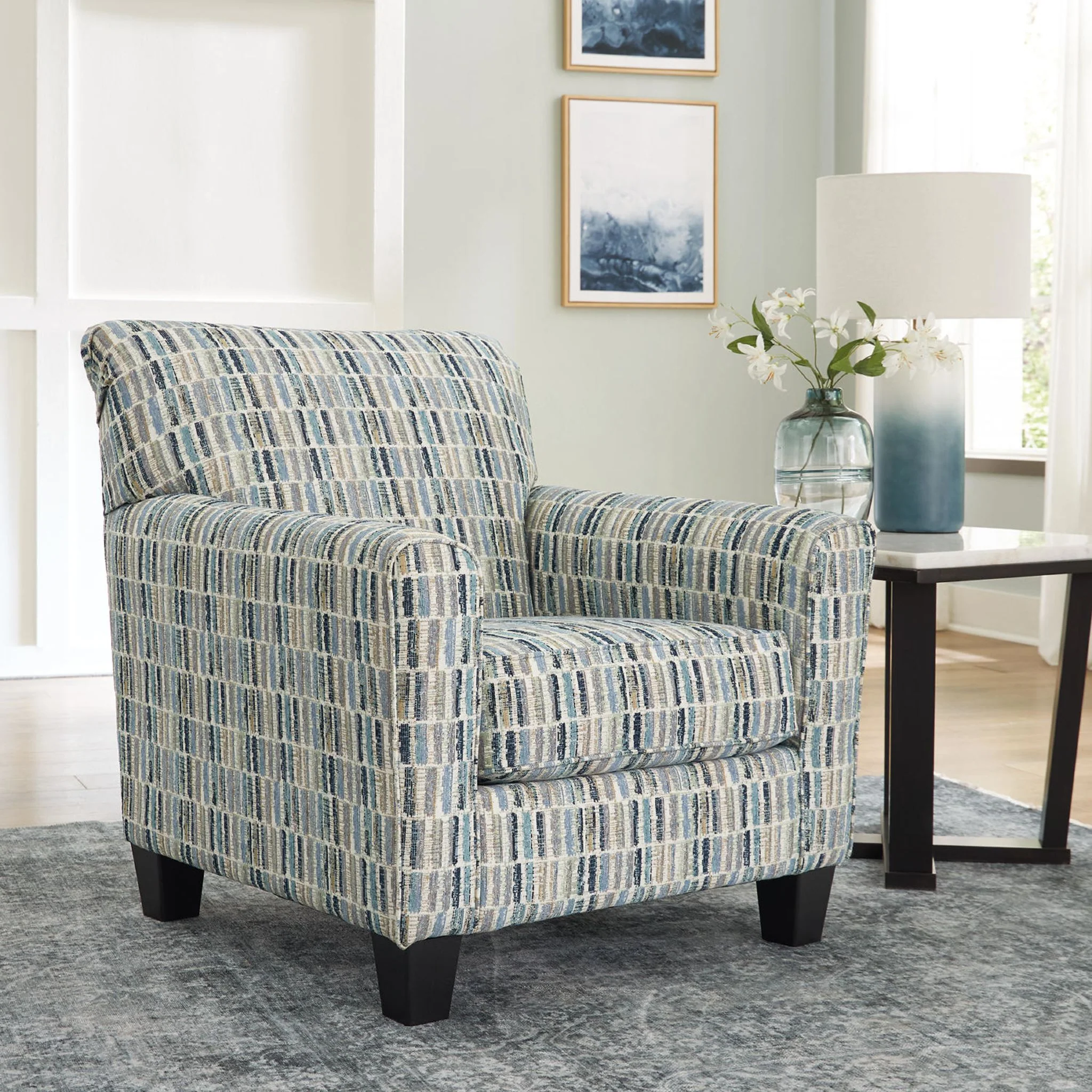 Valerano Accent Chair - Image 2