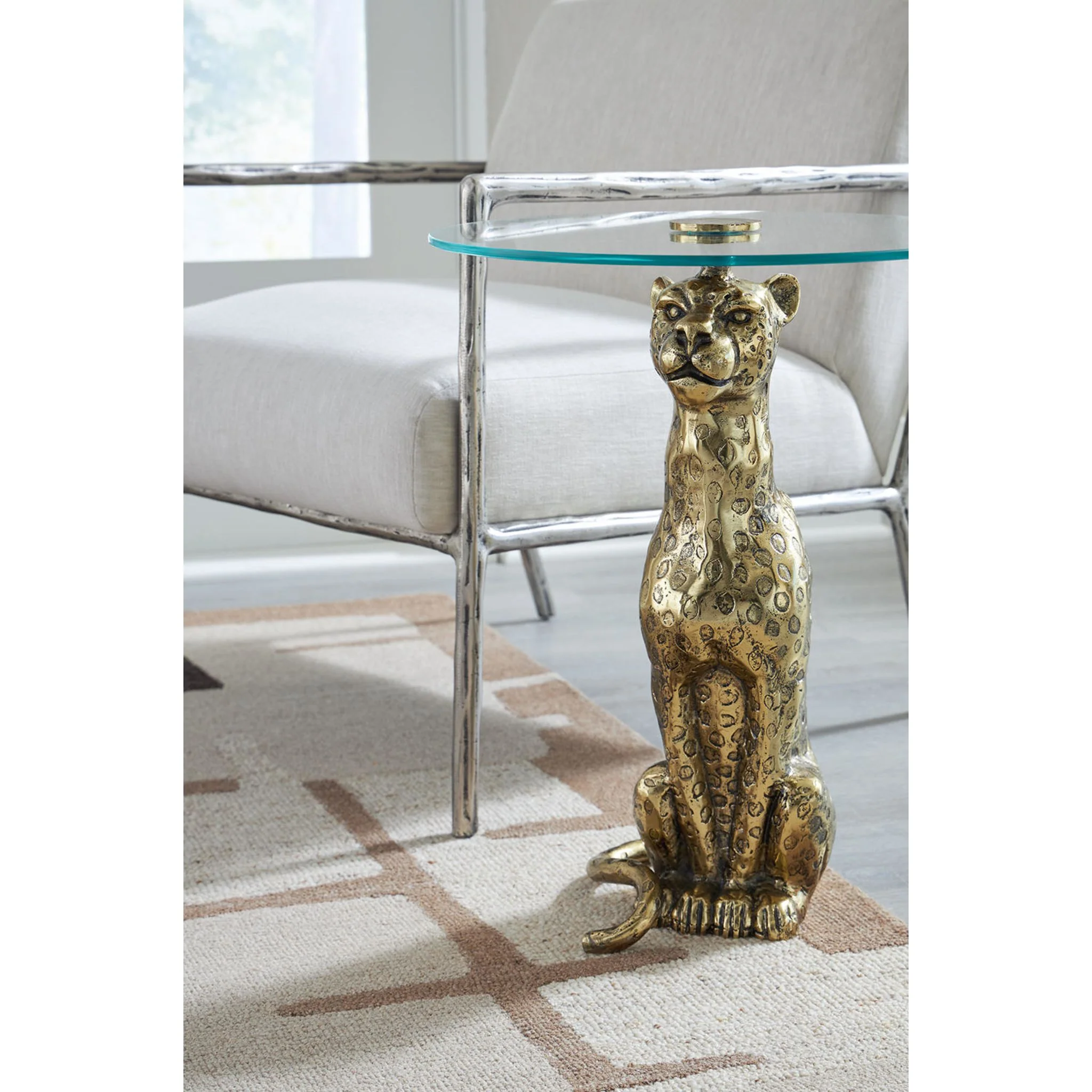 Vallain Accent Table - Image 7