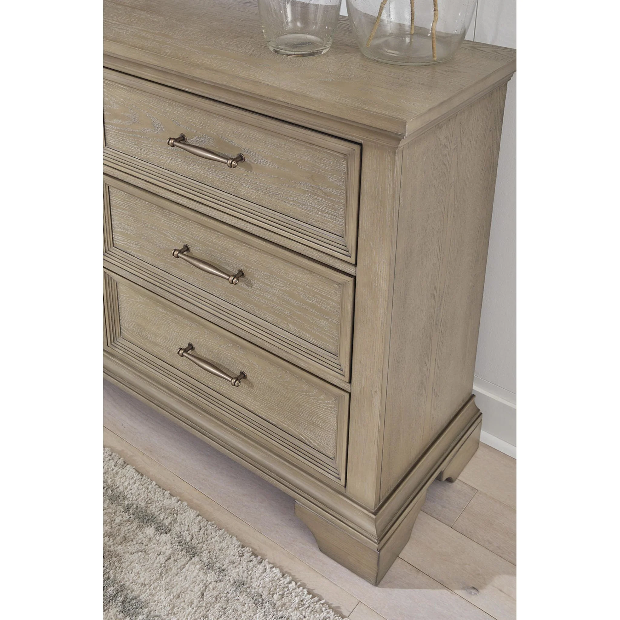 Vallardia-Exclusive Dresser - Image 5