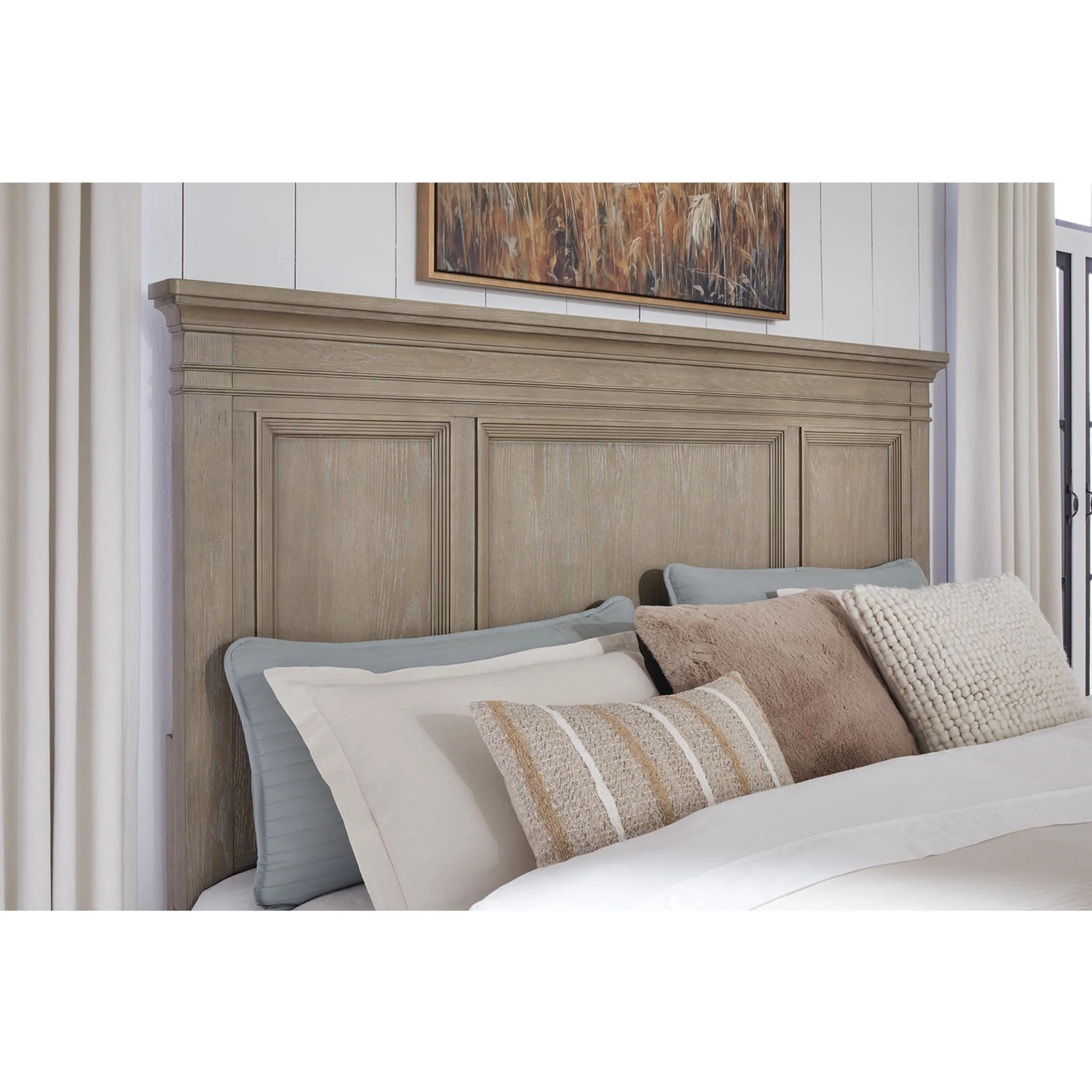 Vallardia-Exclusive King Panel Bed - Image 6