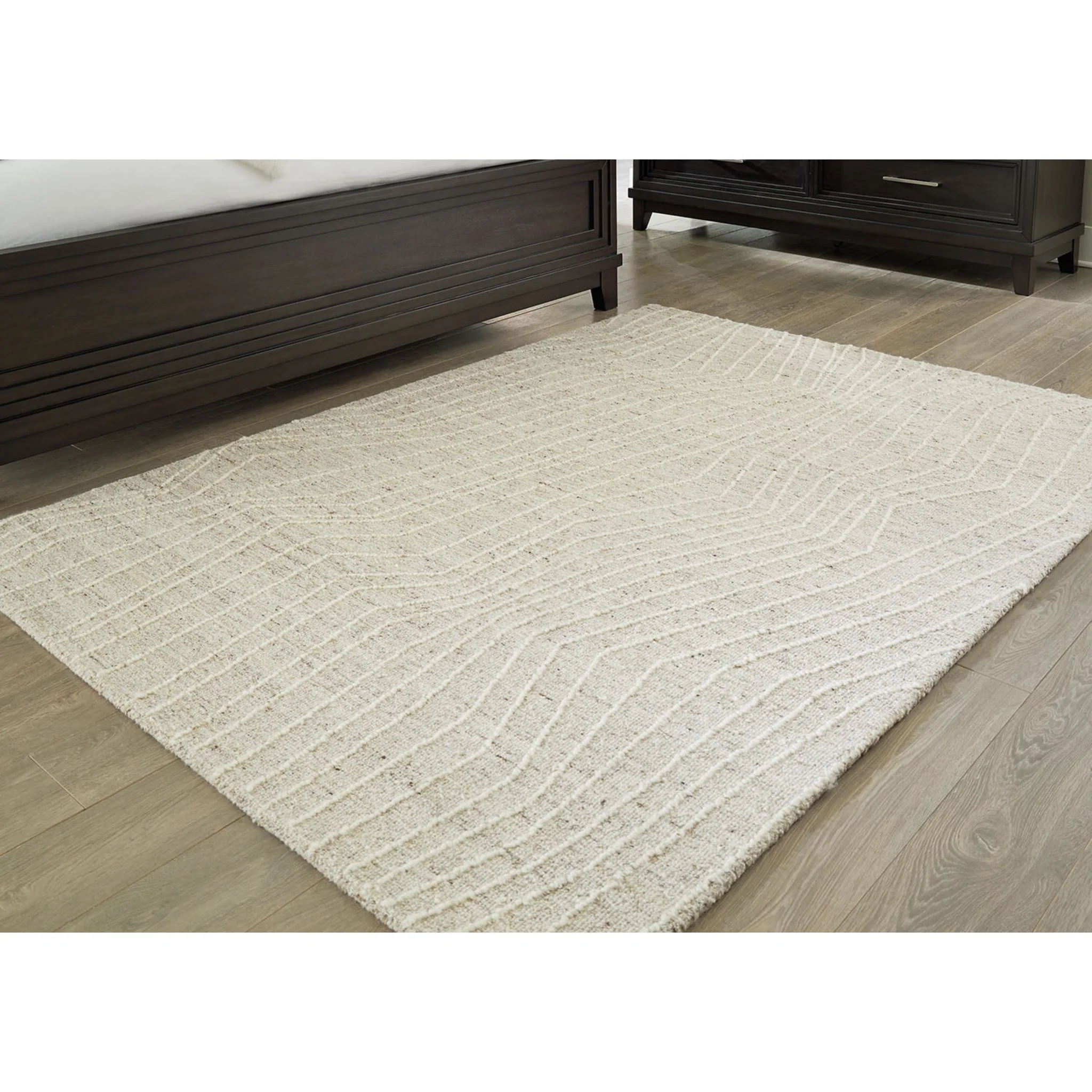 Varahill Area Rug - Image 2