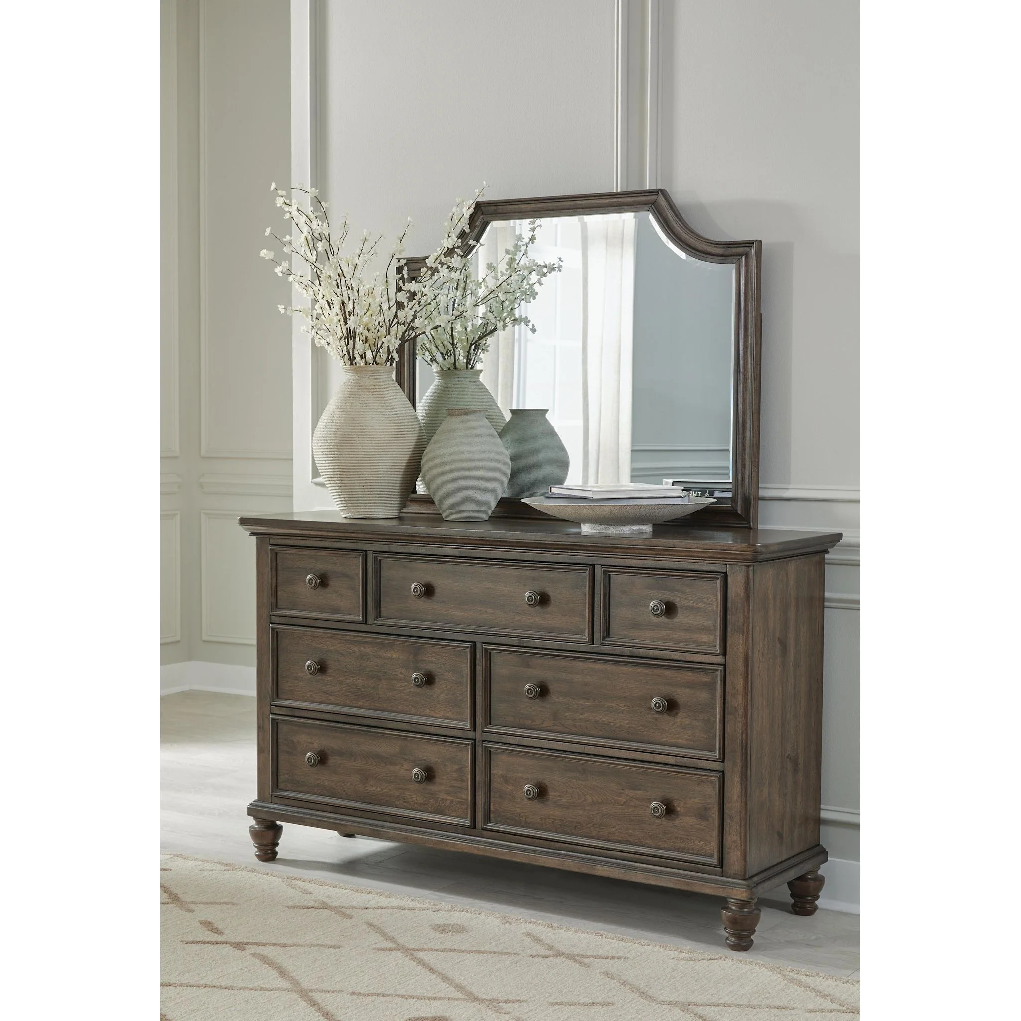 Veramond-Exclusive 5 Piece Panel Bedroom - Image 14