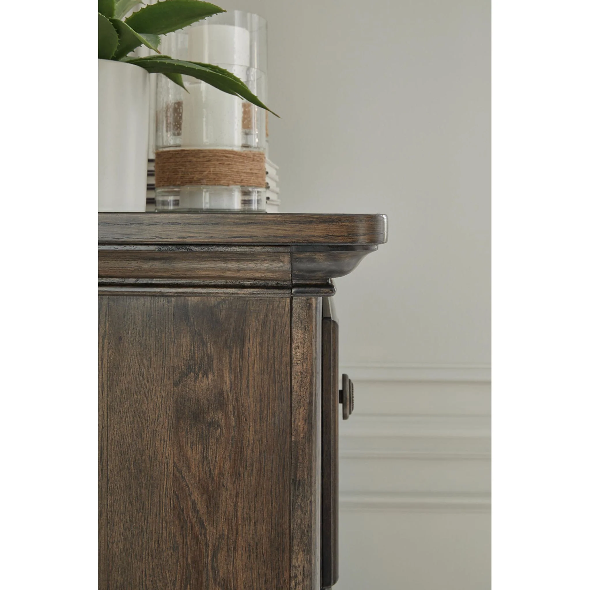 Veramond-Exclusive Chest - Image 8