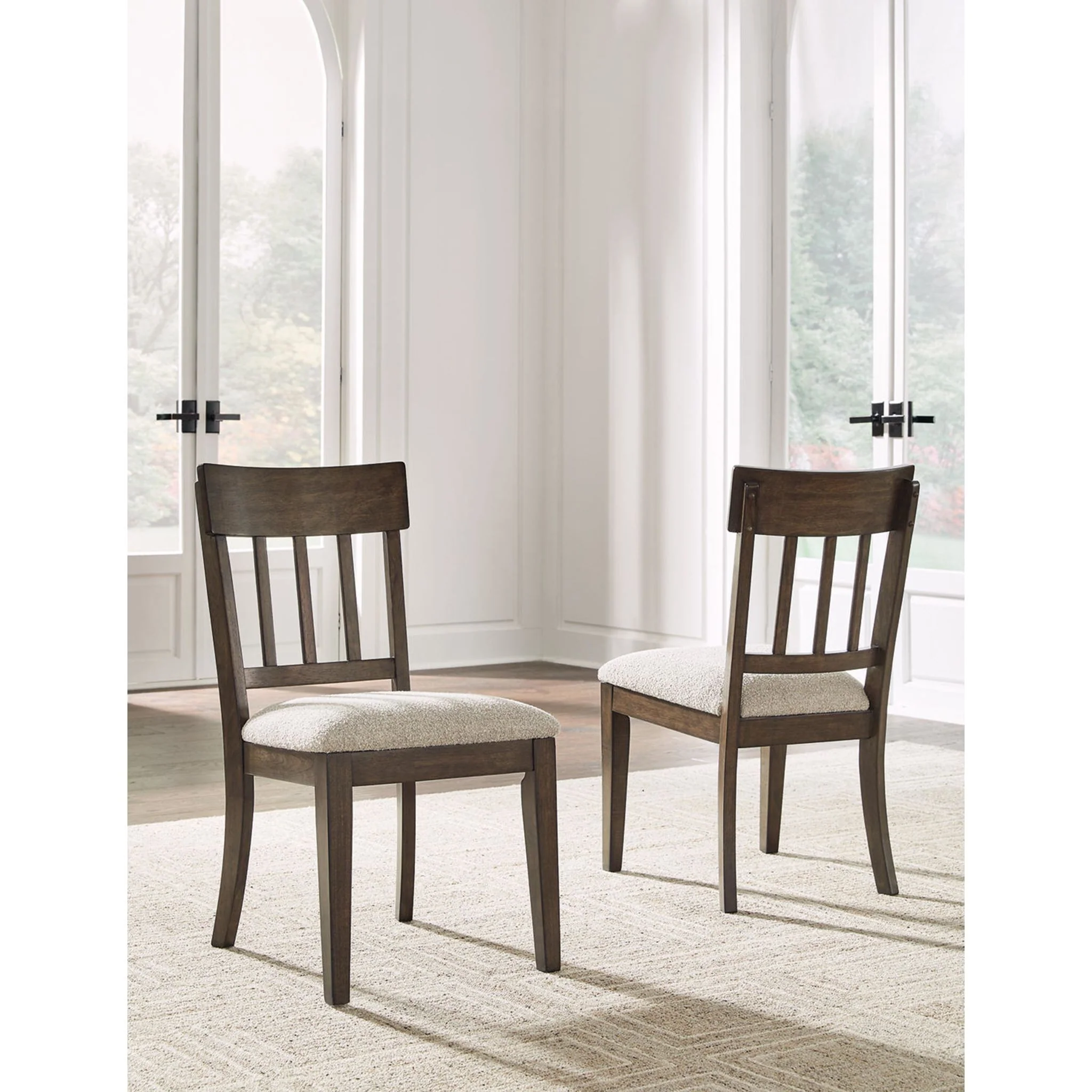 Veramond-Exclusive Dining Set - Image 7