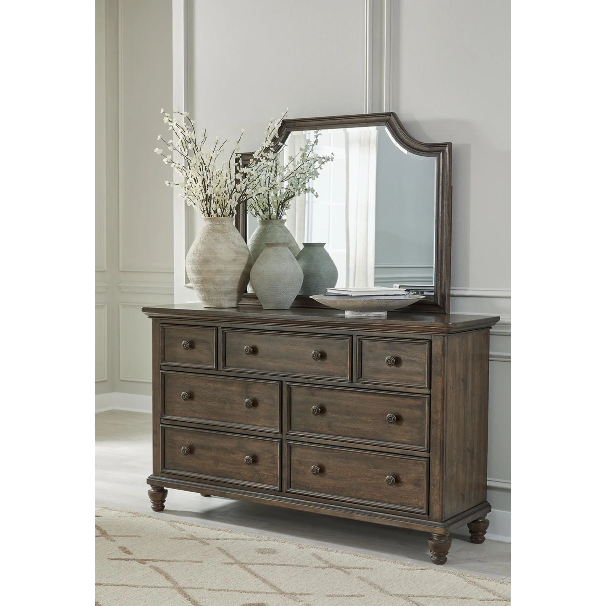 Veramond-Exclusive Dresser and Mirror - Image 5