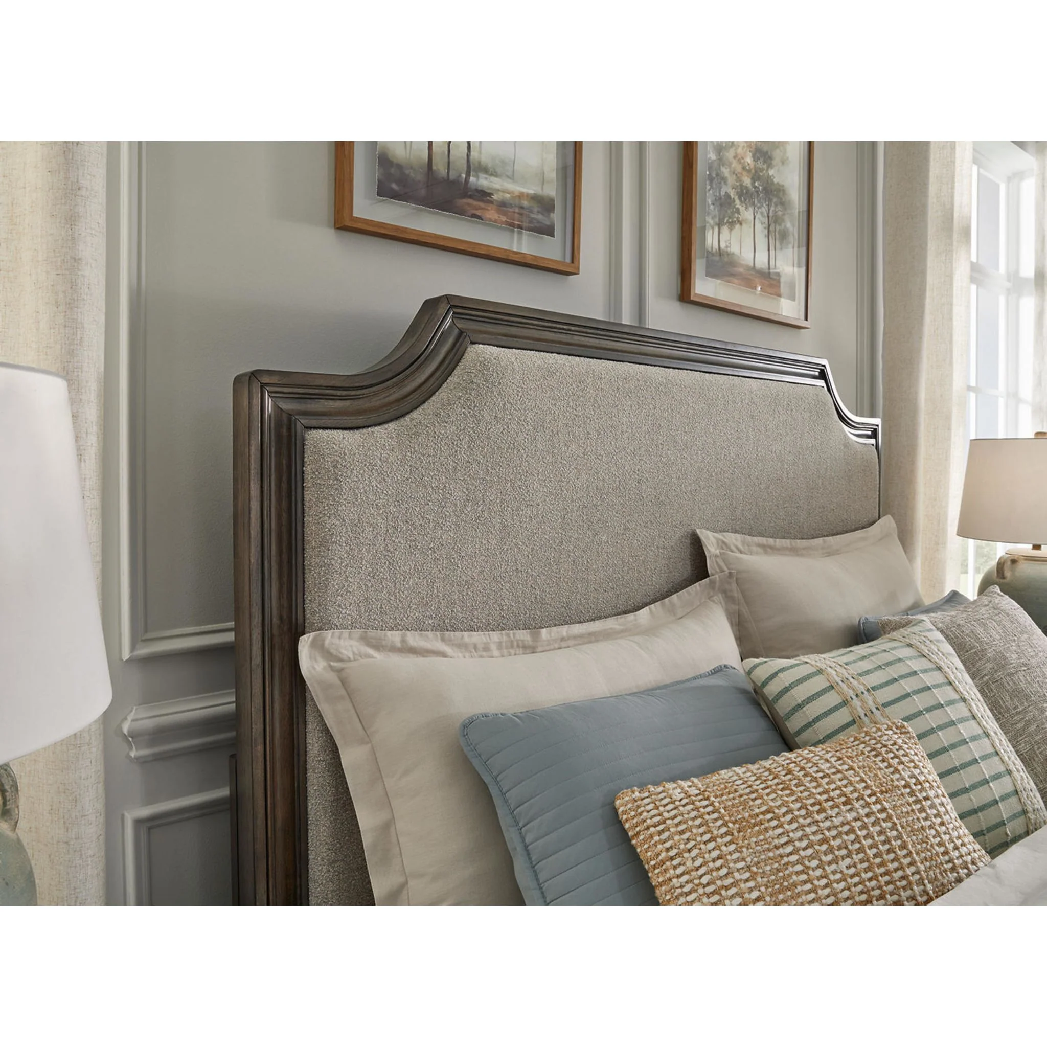 Veramond-Exclusive Panel Bed - Image 3
