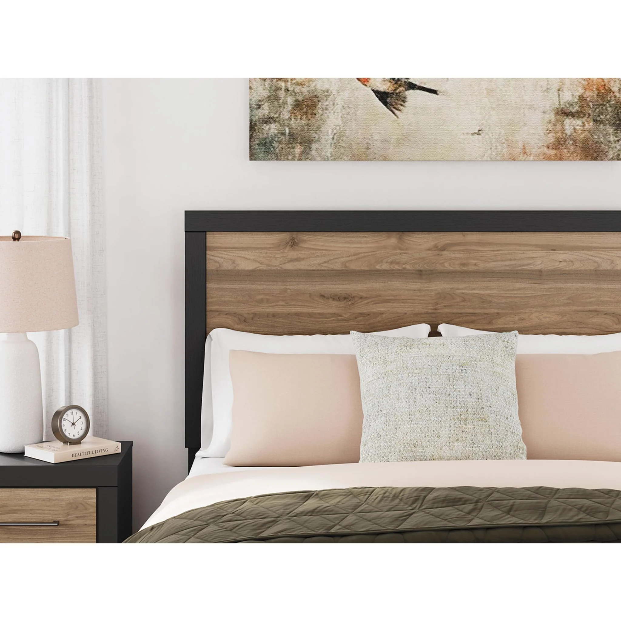 Vertani Queen Panel Bed - Image 5