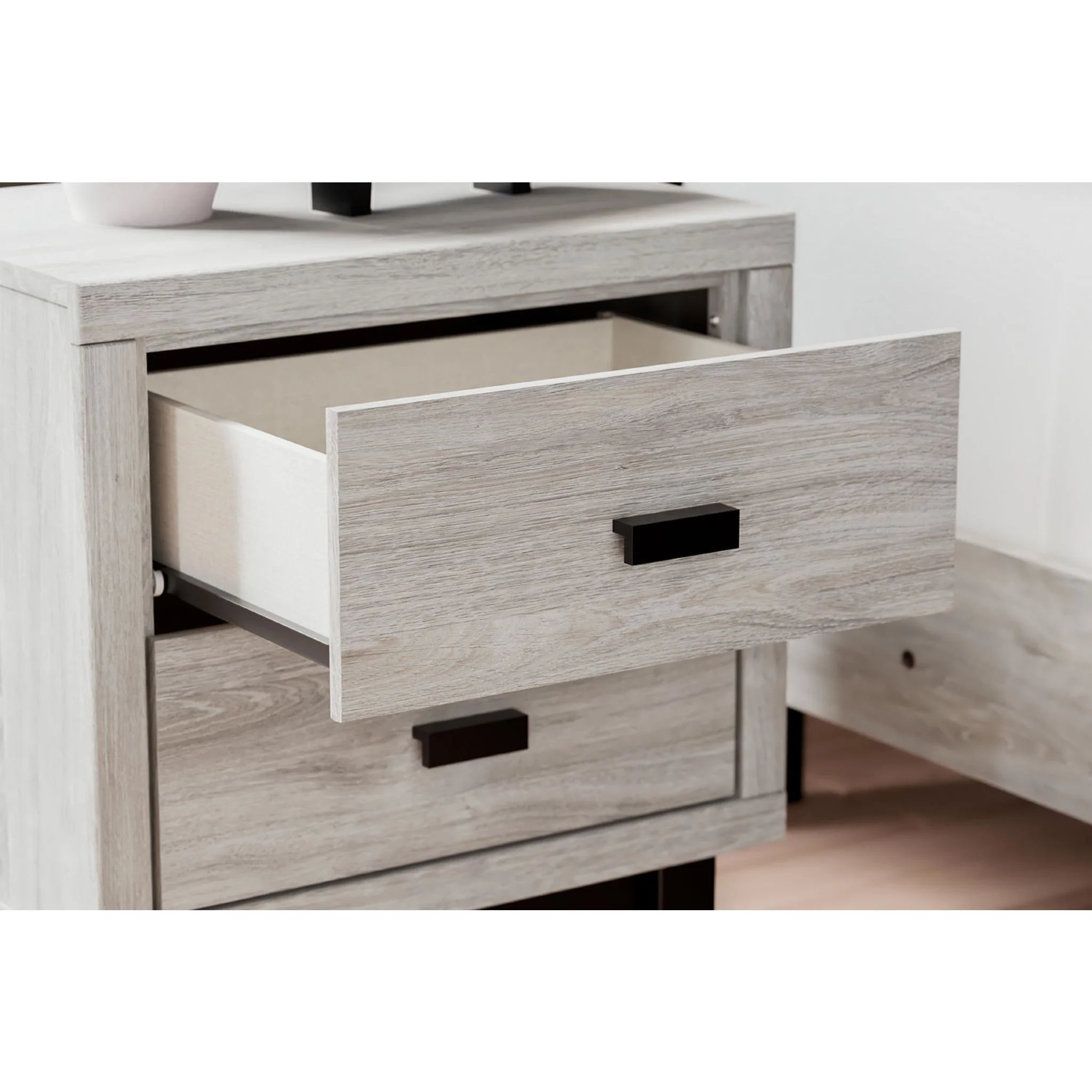 Vessalli Nightstand - Image 9