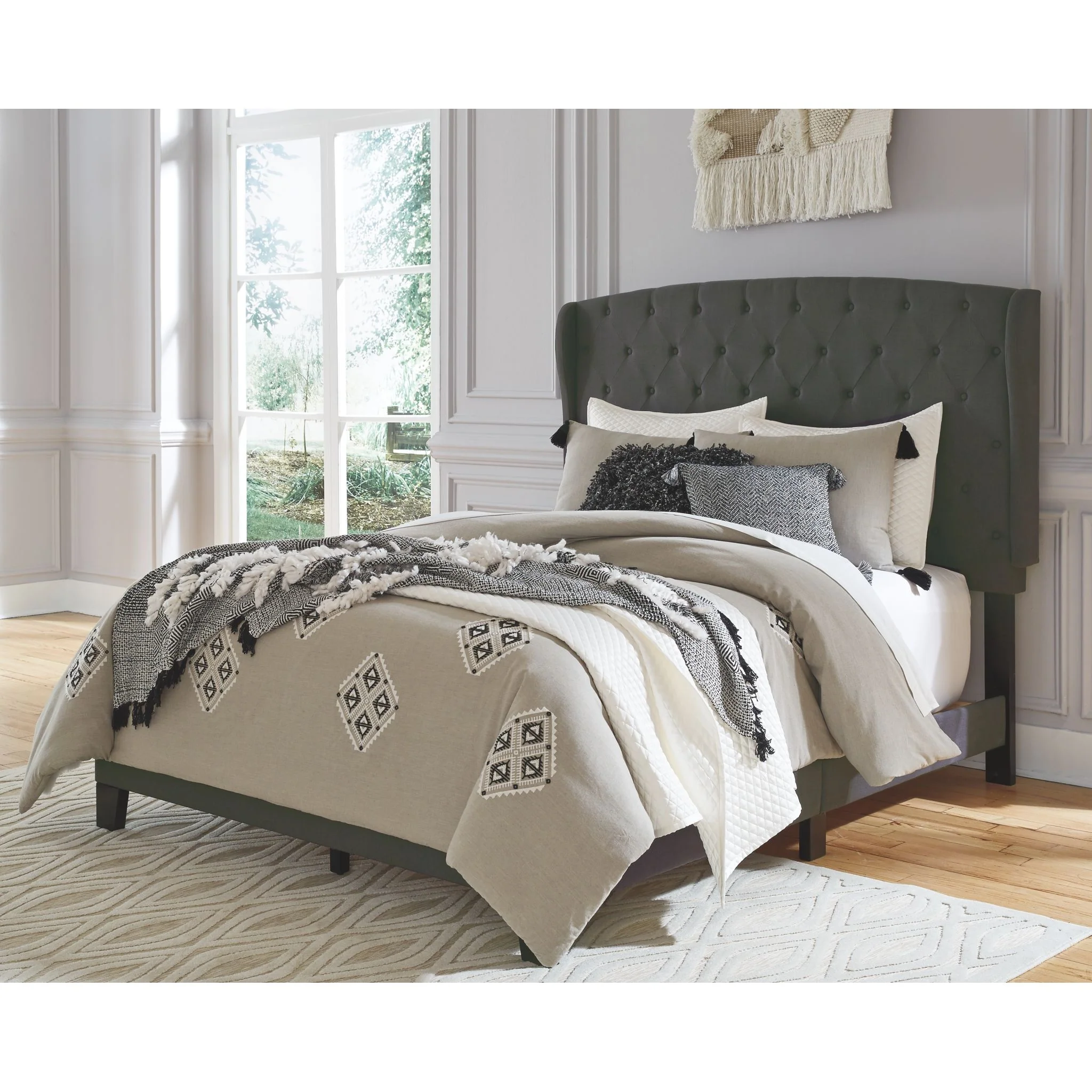 Vintasso 3 Piece Upholstered Bed - Image 2