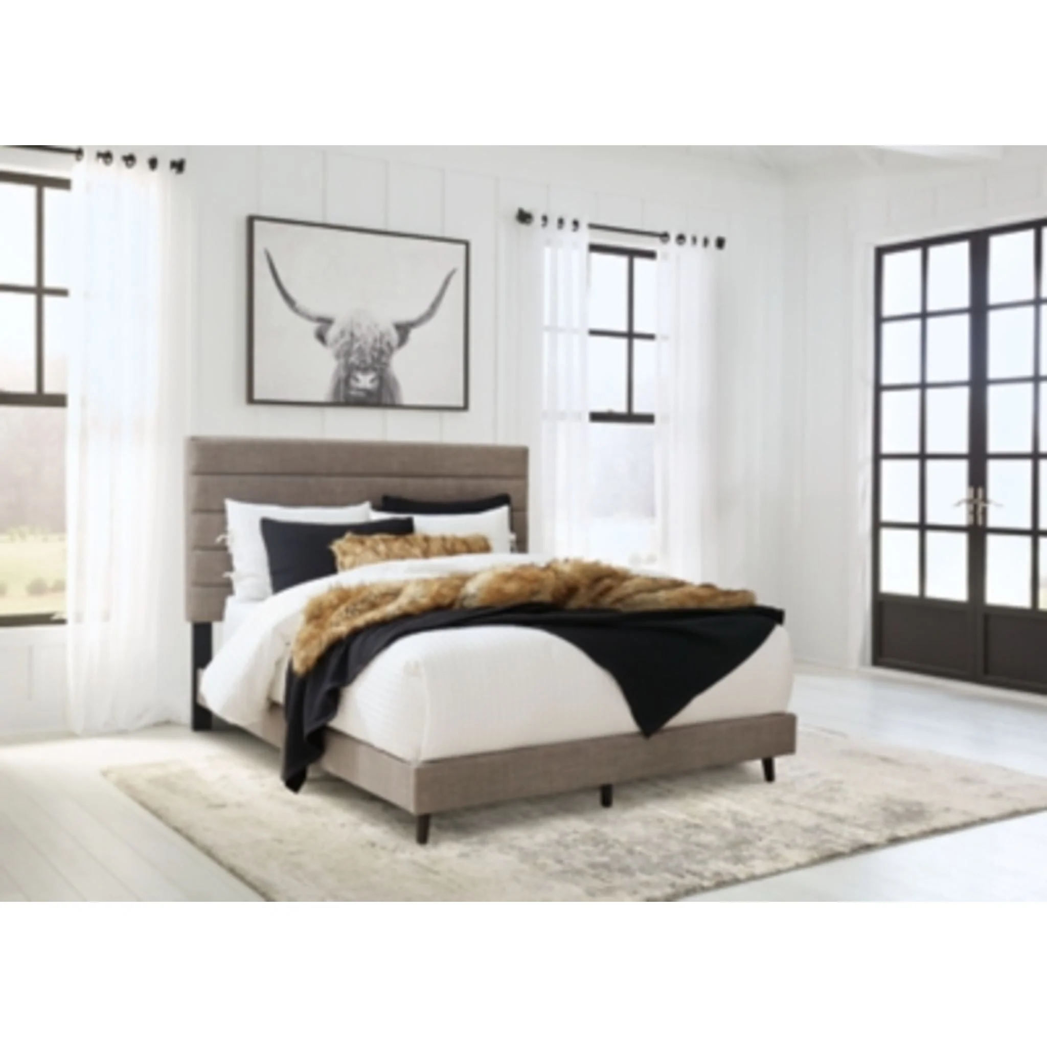 Vintasso Upholstered Queen Bed - Image 10