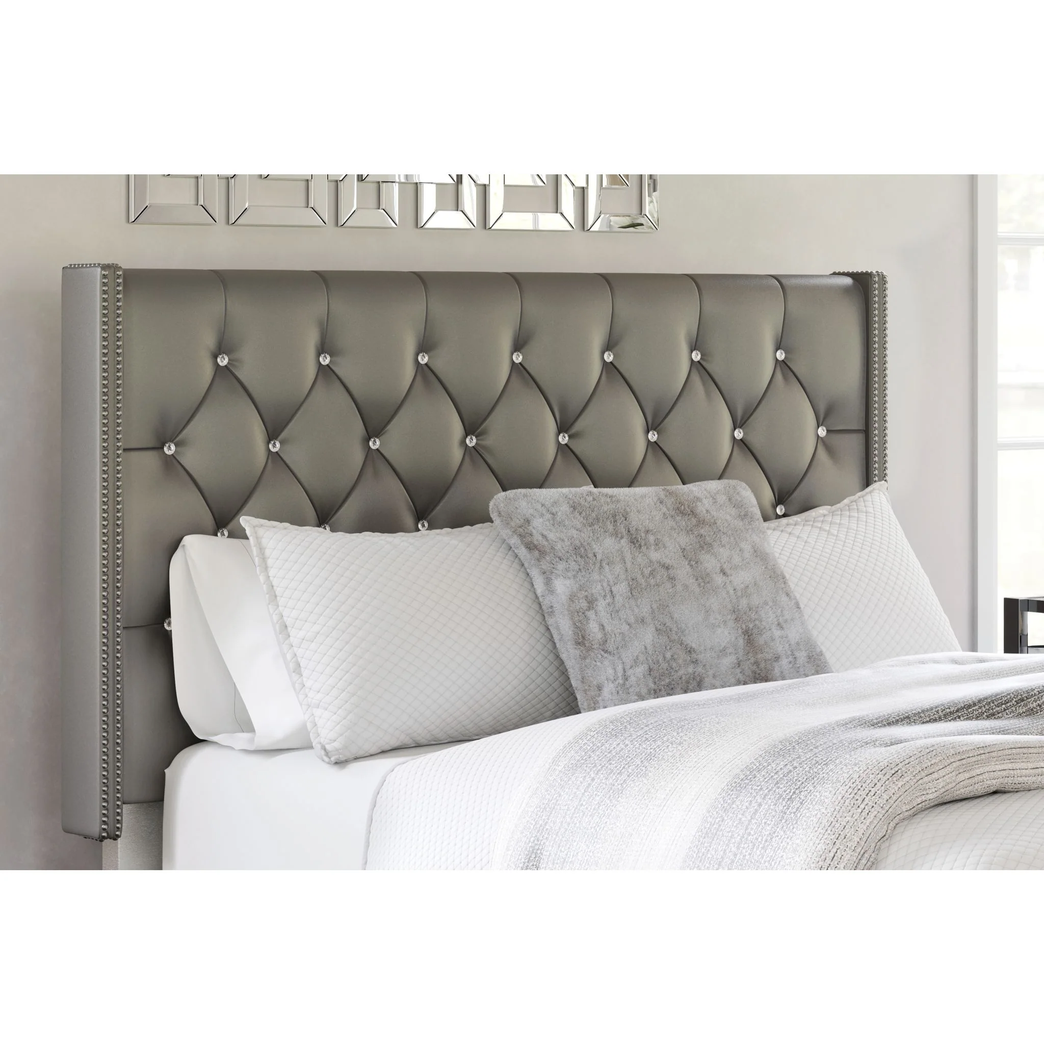 Vintasso Upholstered Queen Bed - Image 9
