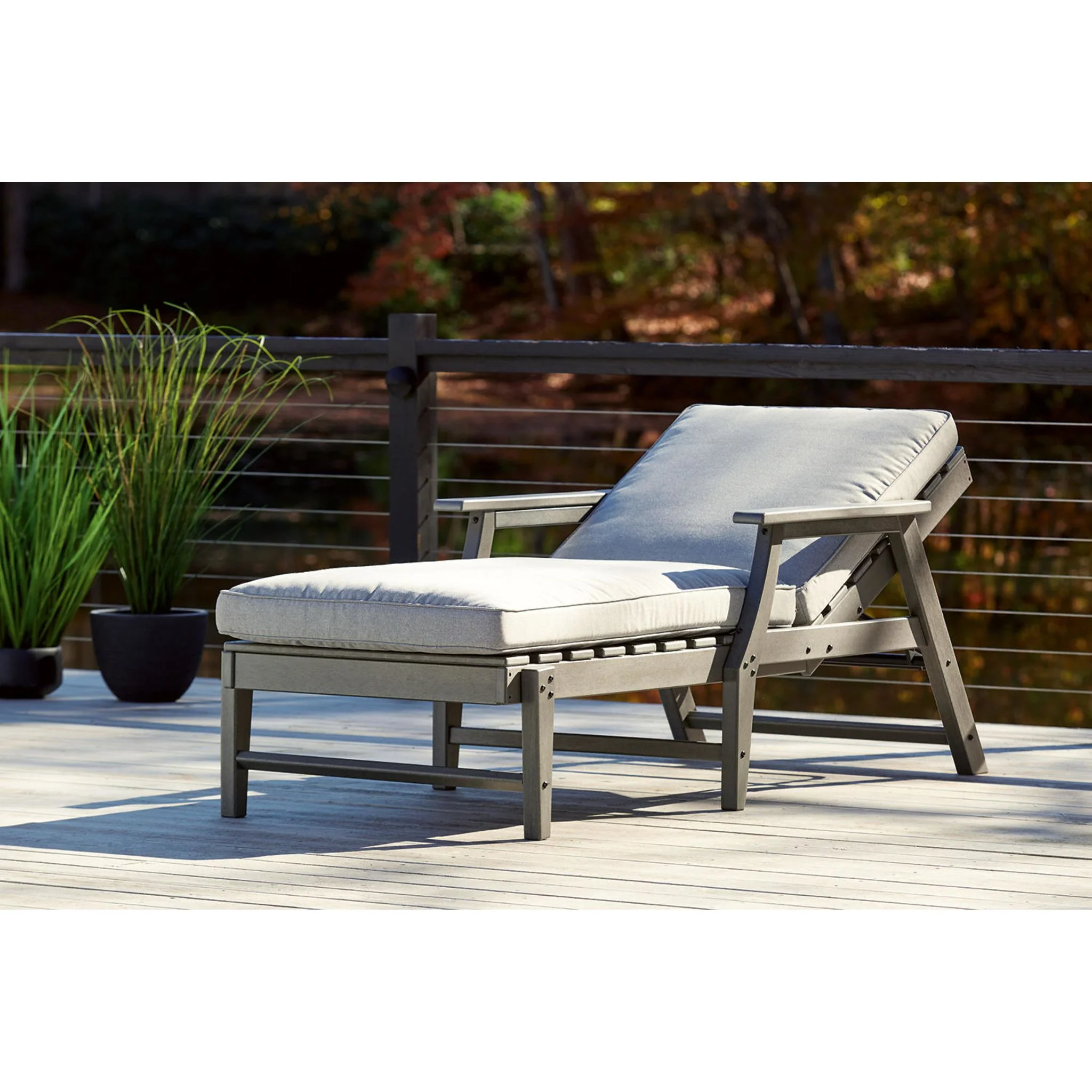 Visola Outdoor Chaise Lounge with Cushion - Image 13