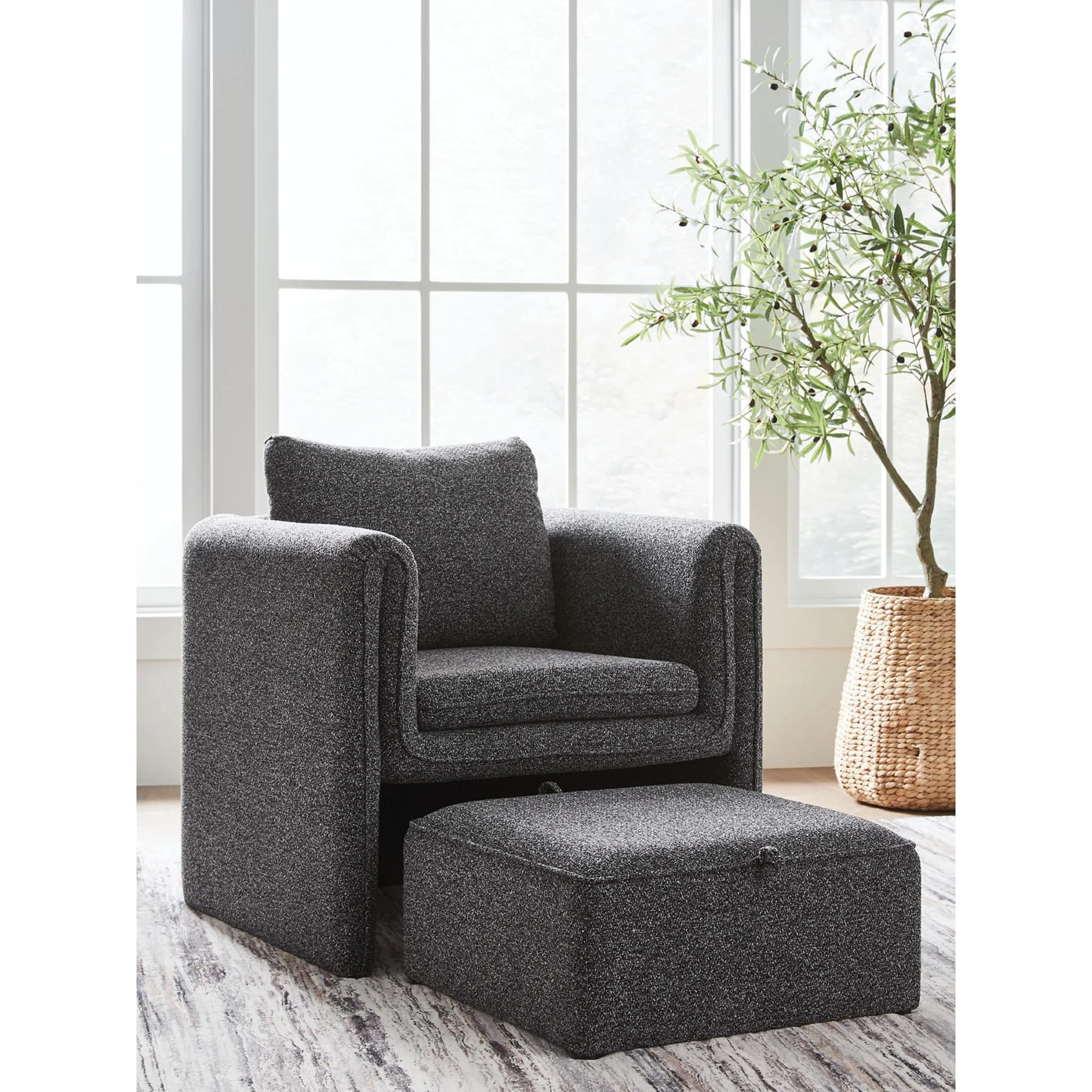 Vreni Accent Chair - Image 2