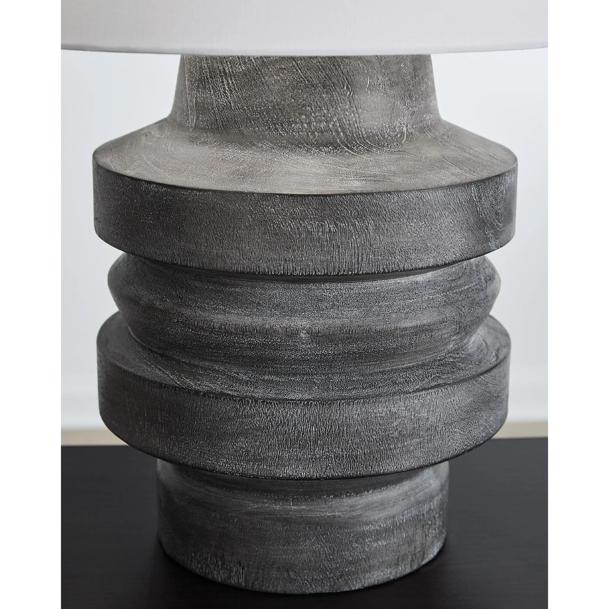 Wahida Table Lamp - Image 4