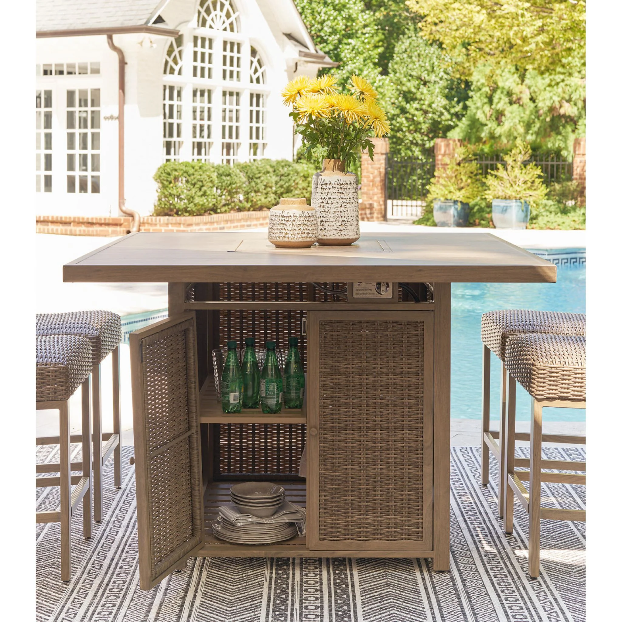 Walton Bridge Outdoor Bar Set - Image 17