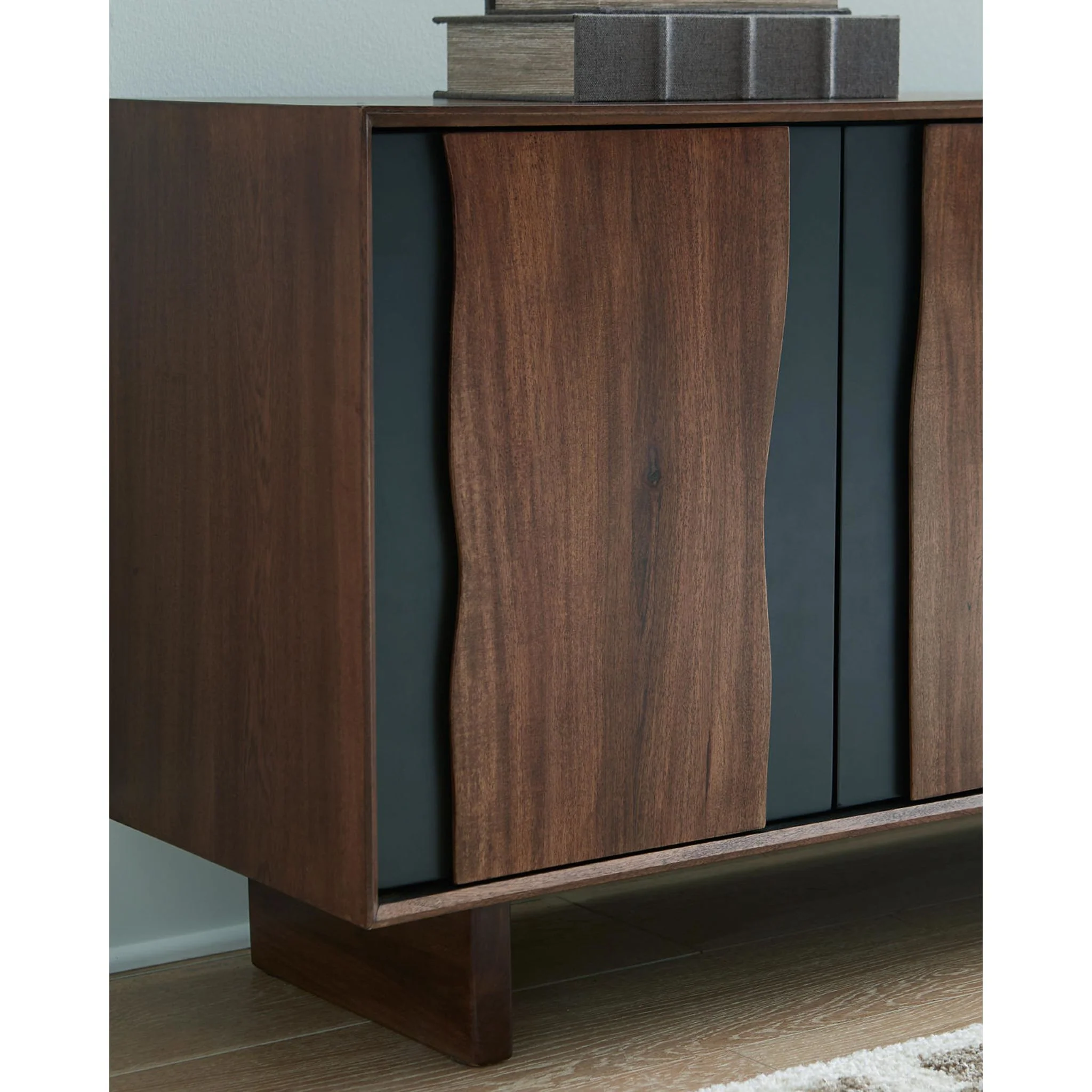 Welby Accent Cabinet - Image 7