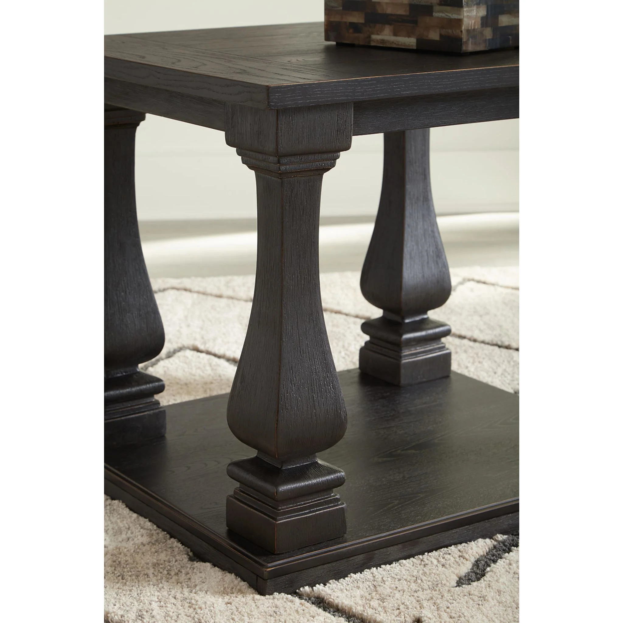 Wellturn Rectangle End Table - Image 2