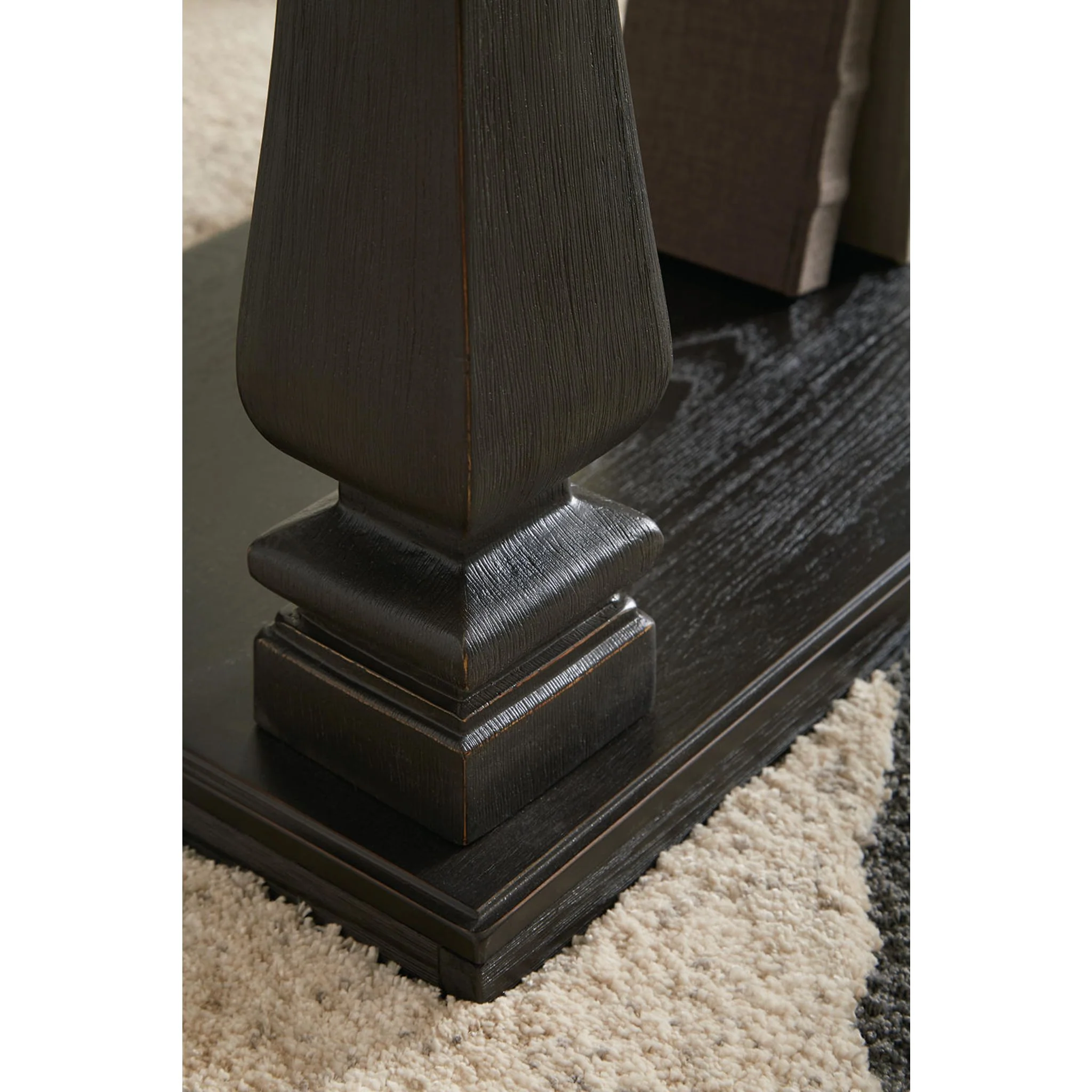 Wellturn Sofa Table - Image 2