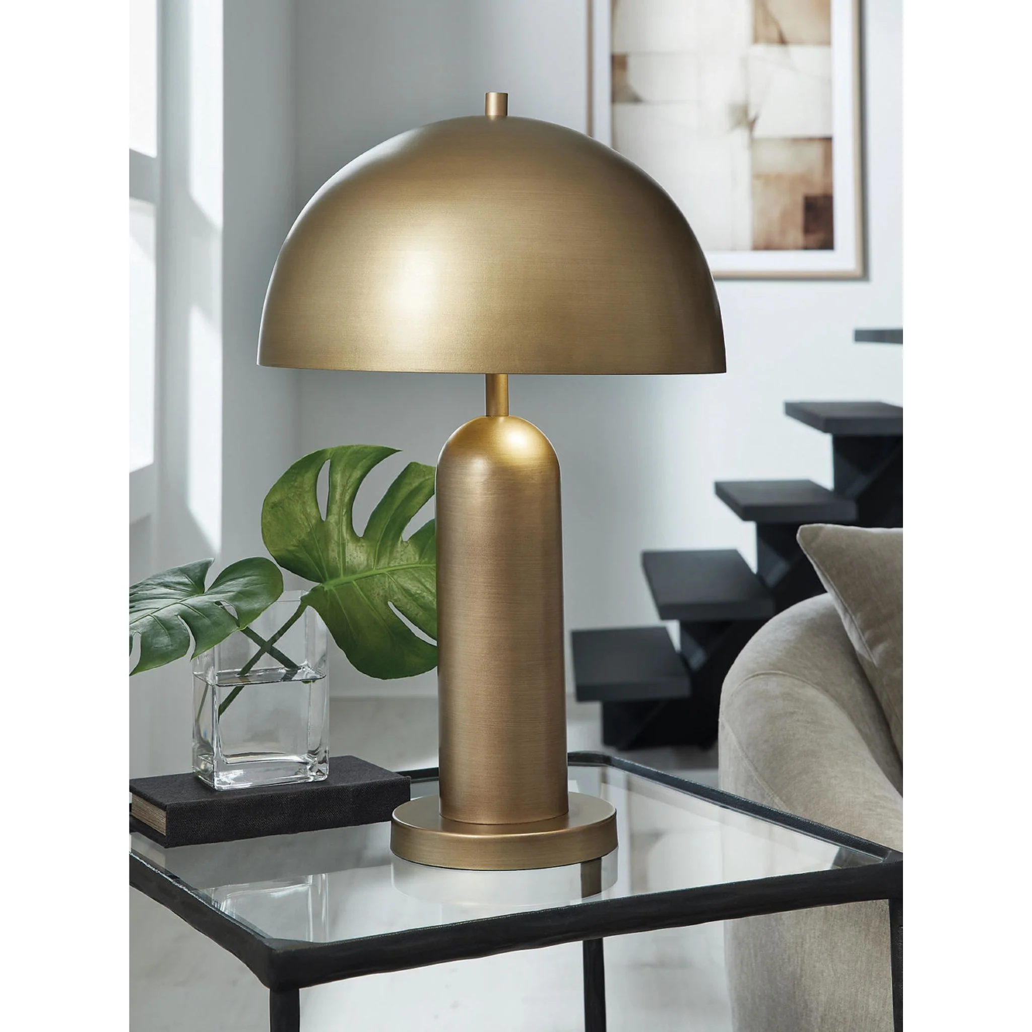 Wendfield Table Lamp - Image 2