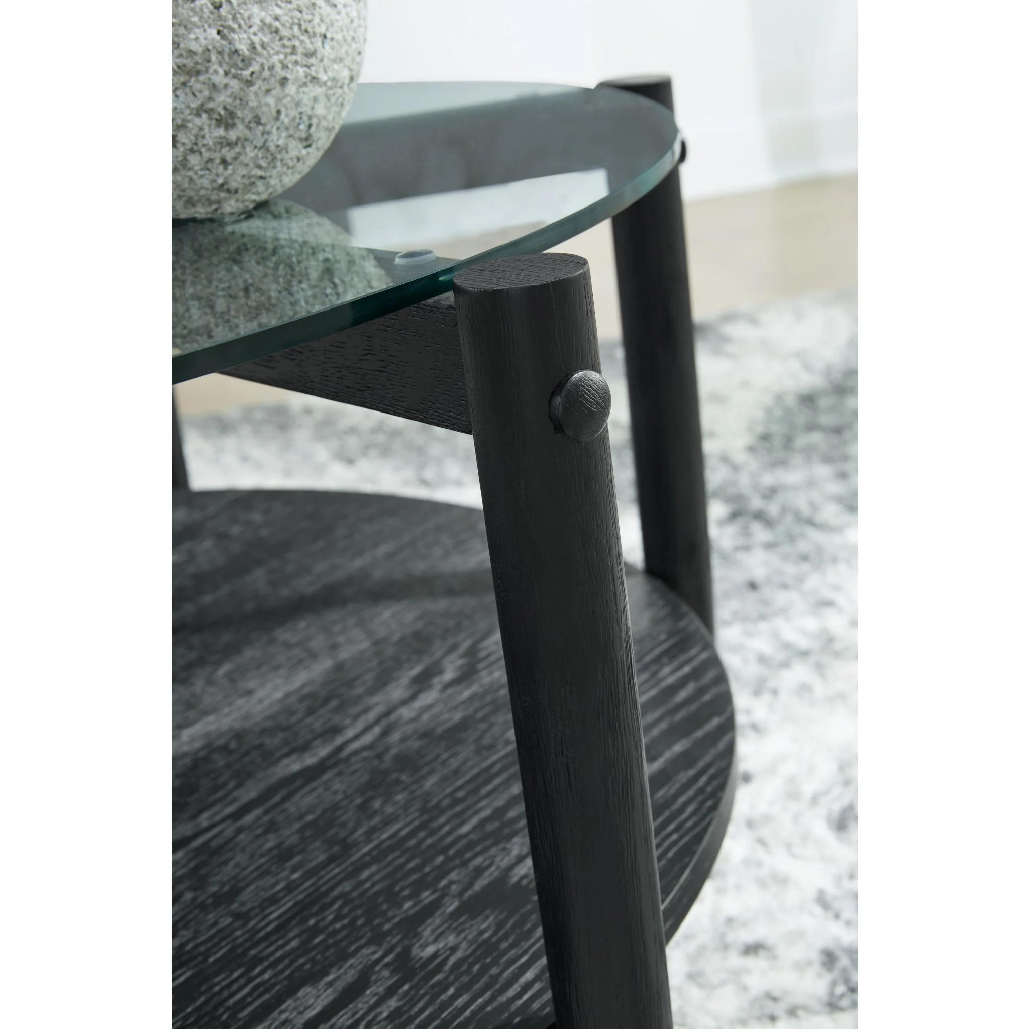 Westmoro Round Cocktail Table - Image 6