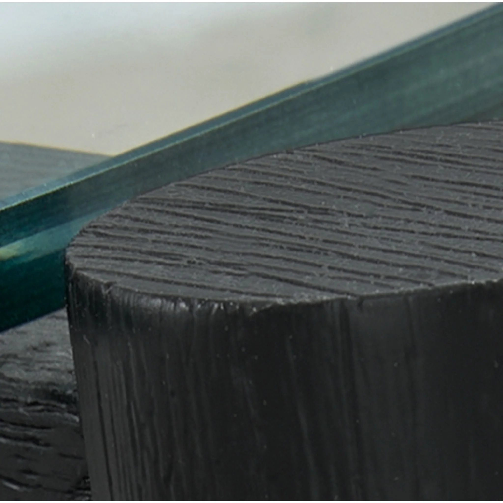Westmoro Round Cocktail Table - Image 7