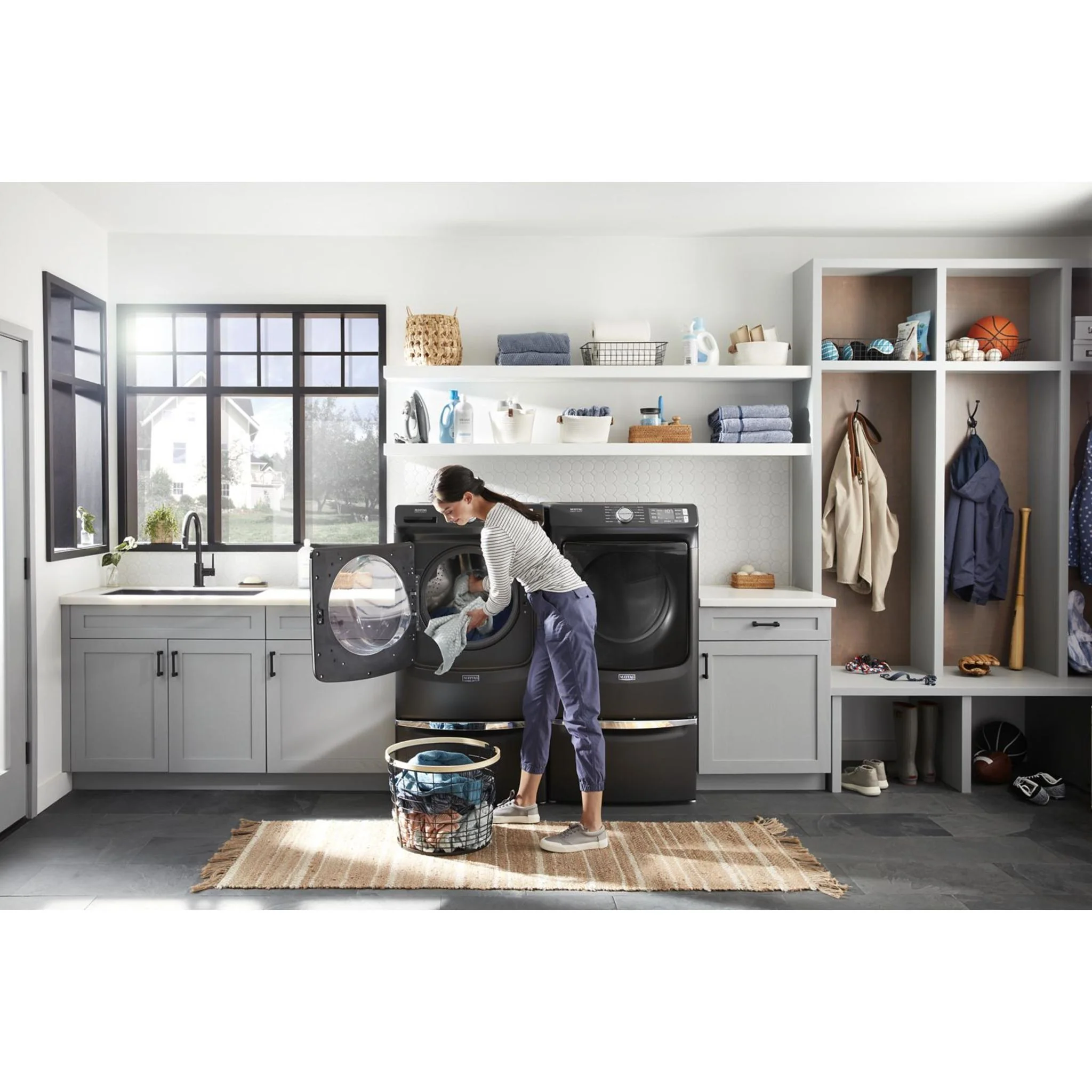 Whirlpool 15.5" Pedestal for Front Load Washer and Dryer with Storage -Volcano Black (XHPC155MBK) - Image 49