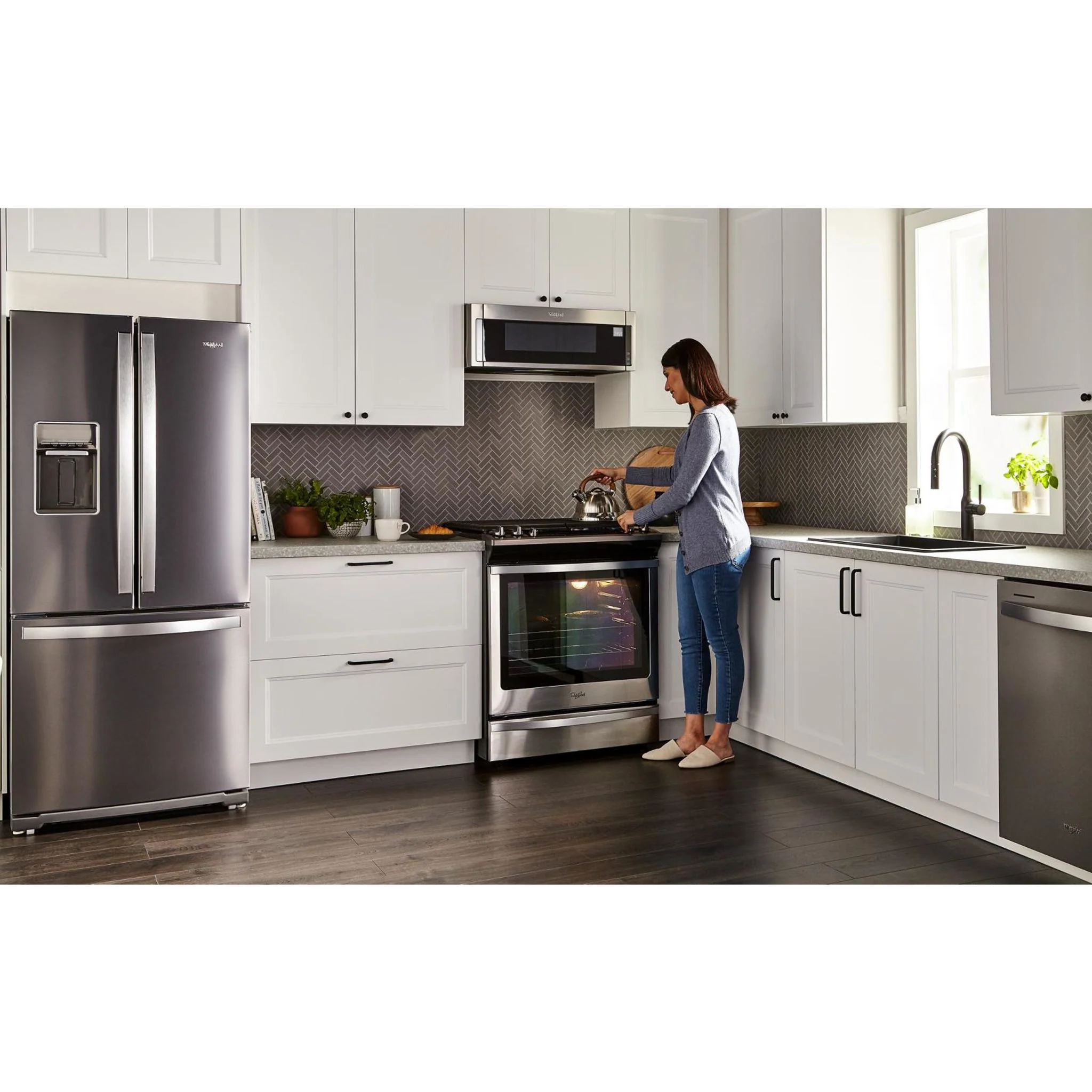 Whirlpool 30-inch Wide French Door Refrigerator - 20 cu. ft. -Fingerprint Resistant Stainless Steel (WRF560SEHZ) - Image 37