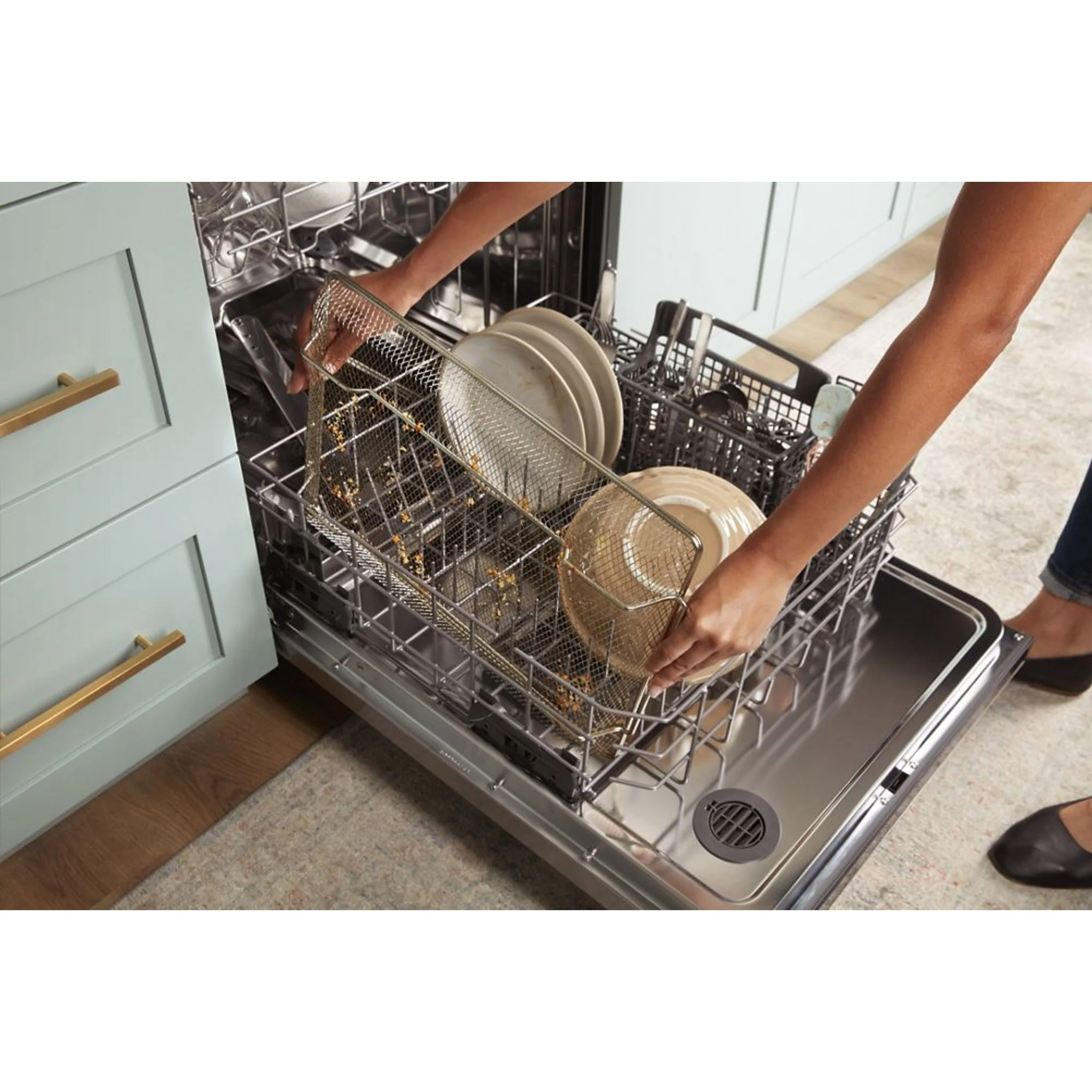Whirlpool 5.7 Cu. Ft. Wall Oven Microwave Combo with Air Fry -Fingerprint Resistant Stainless Steel (WOEC7027PZ) - Image 8