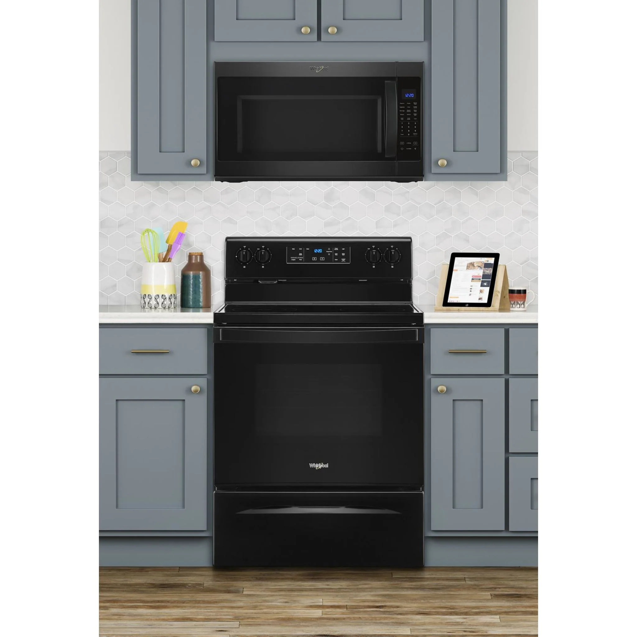Whirlpool 5.3 cu. ft. electric range with Frozen Bake technology (YWFE515S0JB) - Image 6